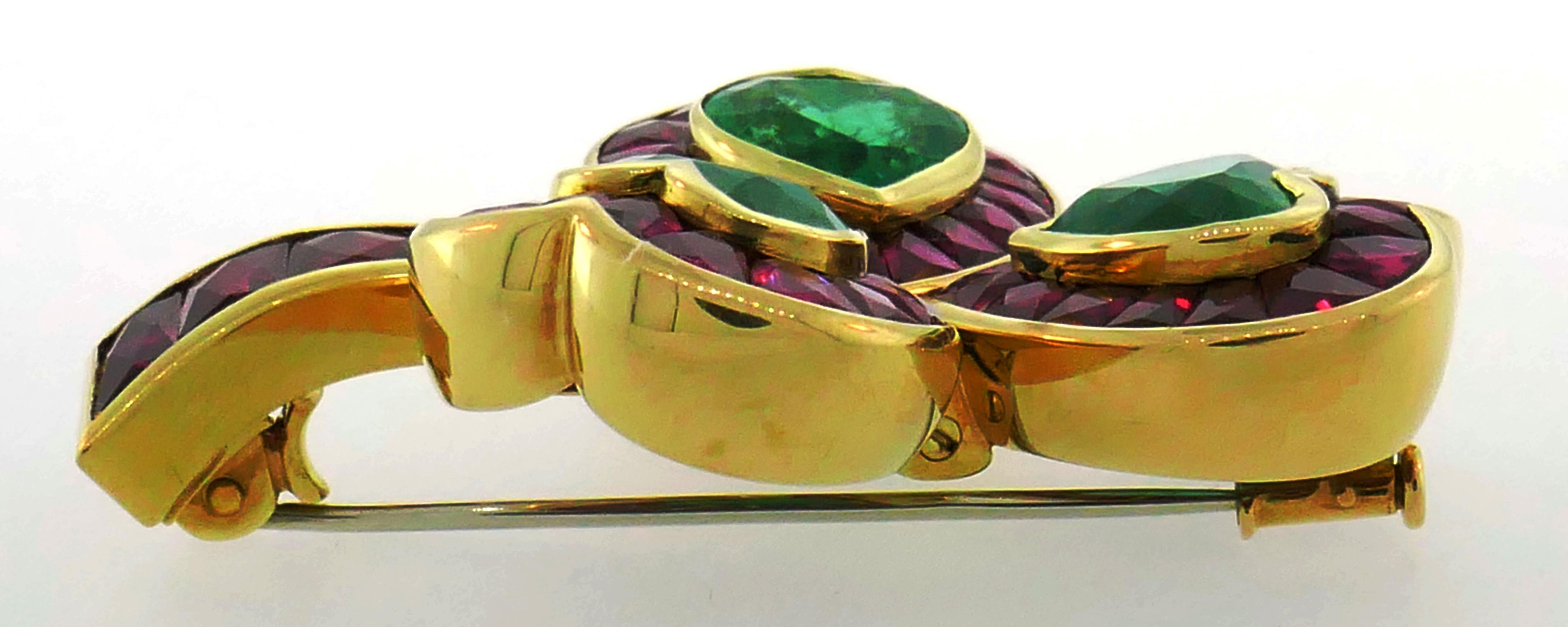 Hemmerle Ruby Emerald Gold Clover Clip Pin Brooch For Sale 3