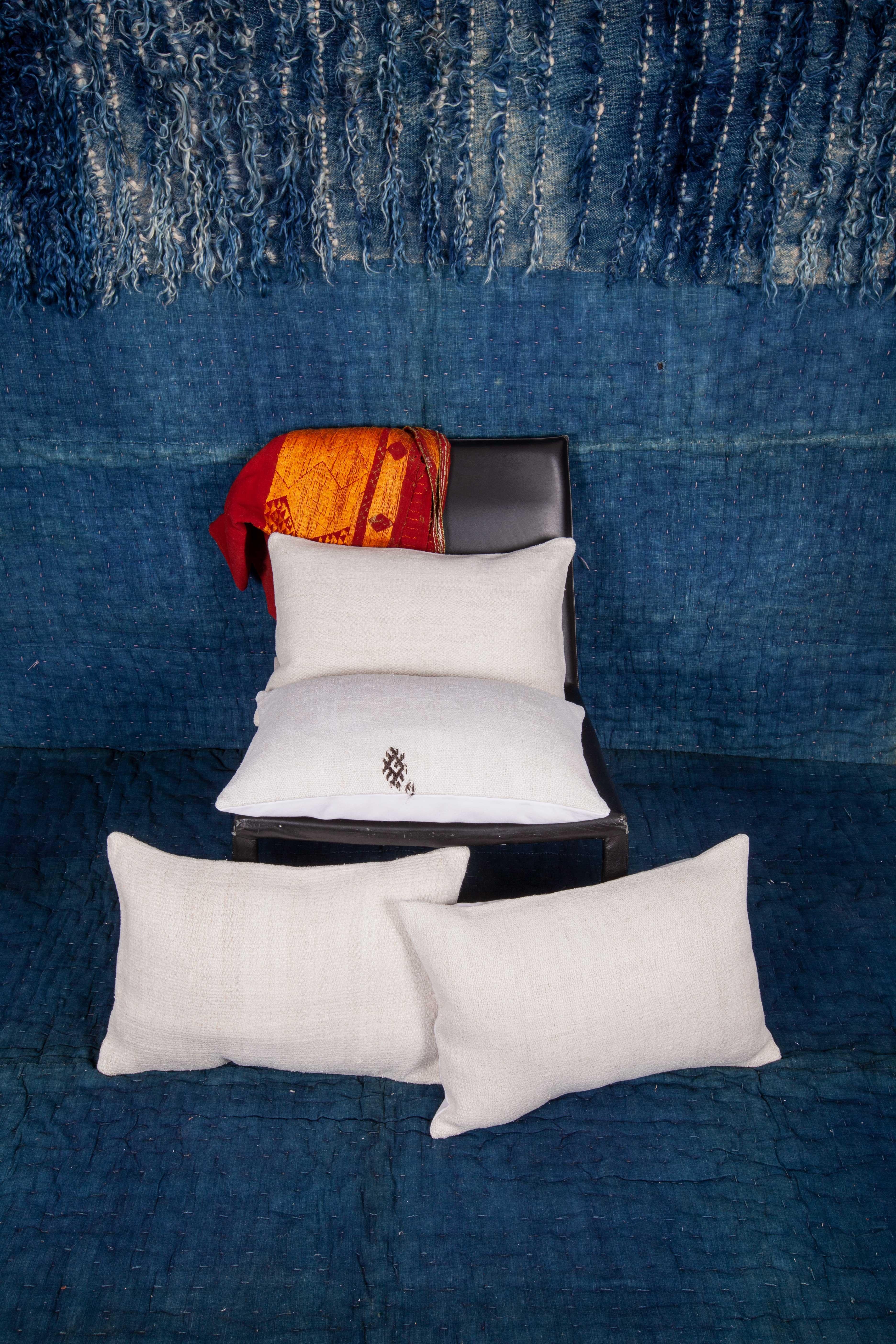 Tissé à la main Boîtes d'oreillers à ourlet Kilim turc vintage, milieu du 20e siècle