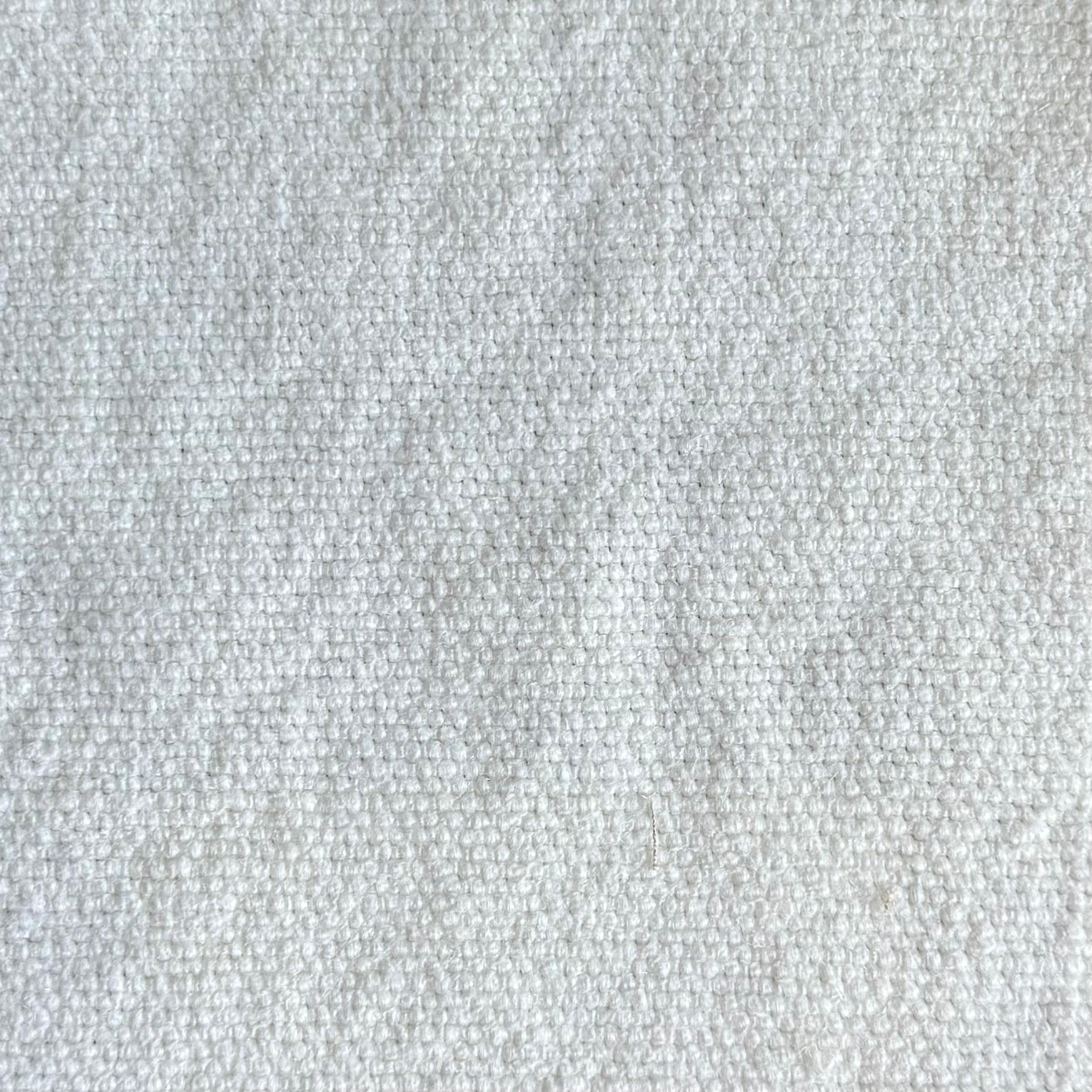 Campione di tessuto 100% Hempe. Tieni presente che i lotti di tintura possono differire dal campione. 
Comunicaci il colore che desideri.
Il prezzo si intende per campione.

Colori:
- Ostrica
- Lino
- Ecorce
- A. Stone