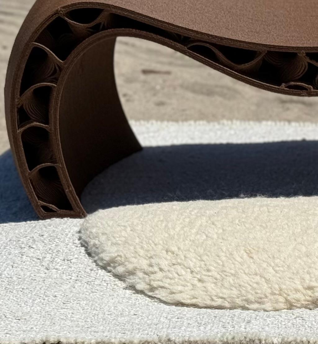 HEMPLA is a Meditation Set made of 3Dprinted Hemp with a handwoven hemp-wool rug For Sale 1
