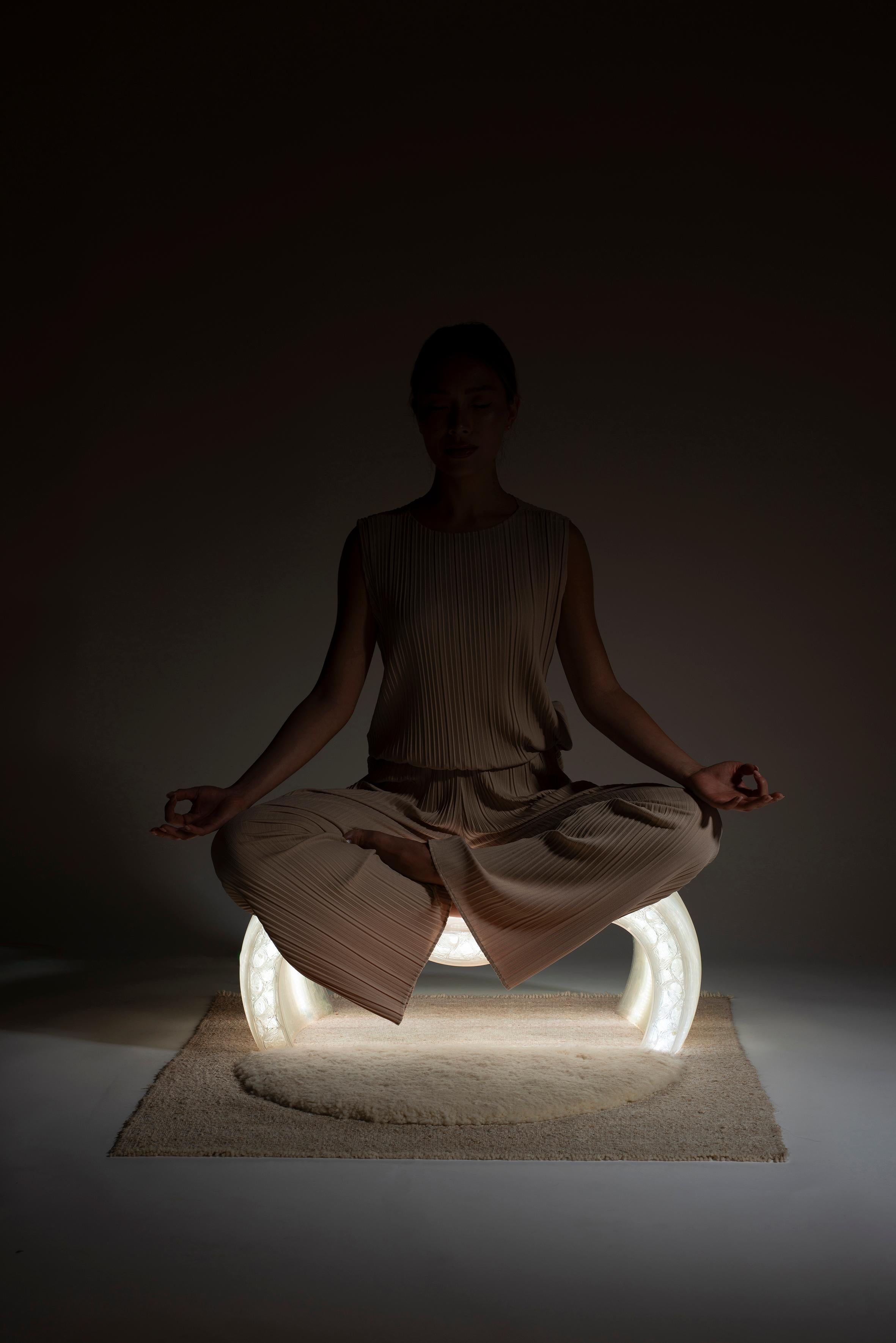 British HEMPLAII Meditation seat of 3D printed sugar with a hand-woven hemp and wool rug For Sale