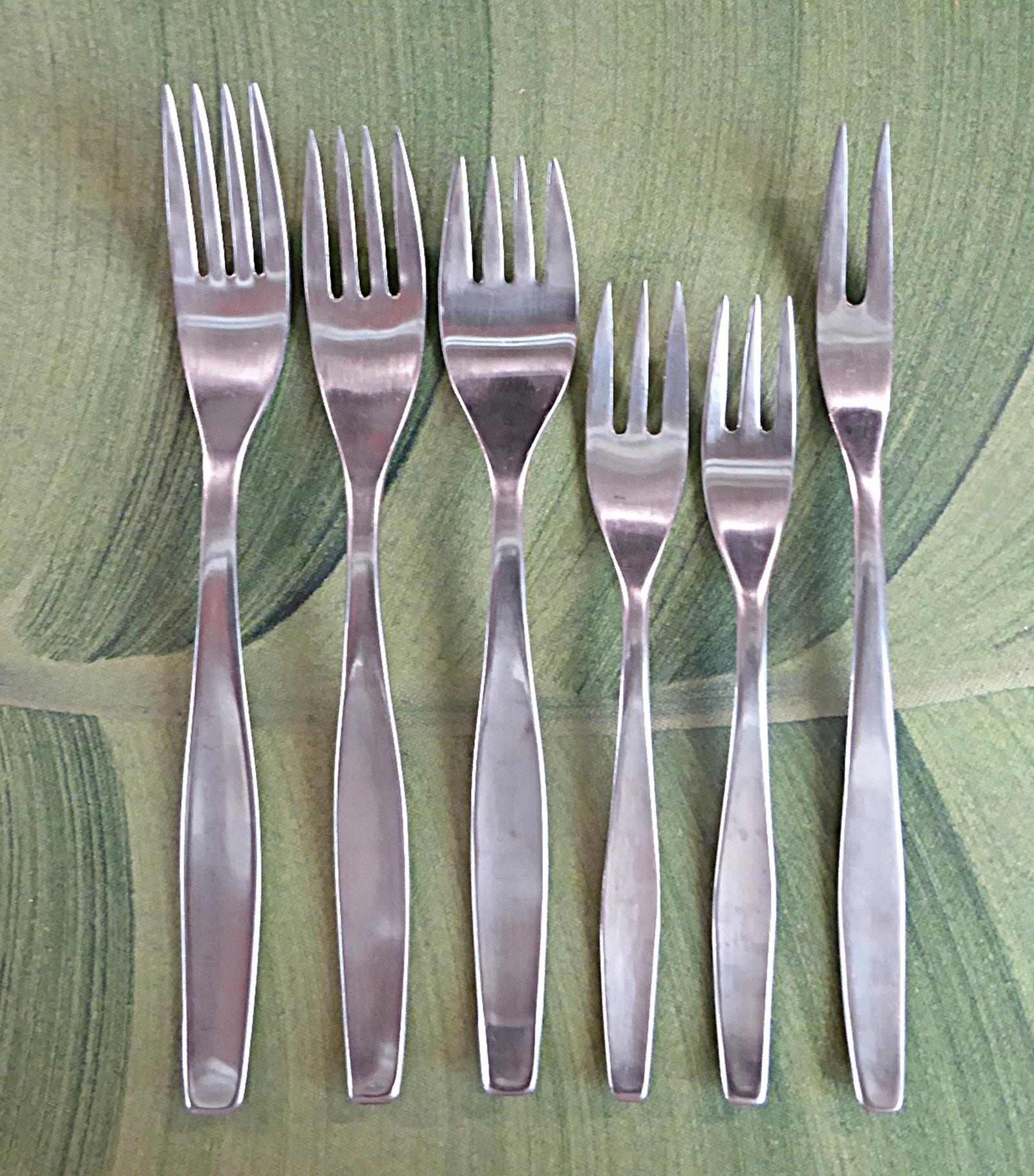 Henckels Mid Century Modern Azur Besteck Satin-Finish Deutschland 1960er Jahre - 111 Teile. im Angebot 1