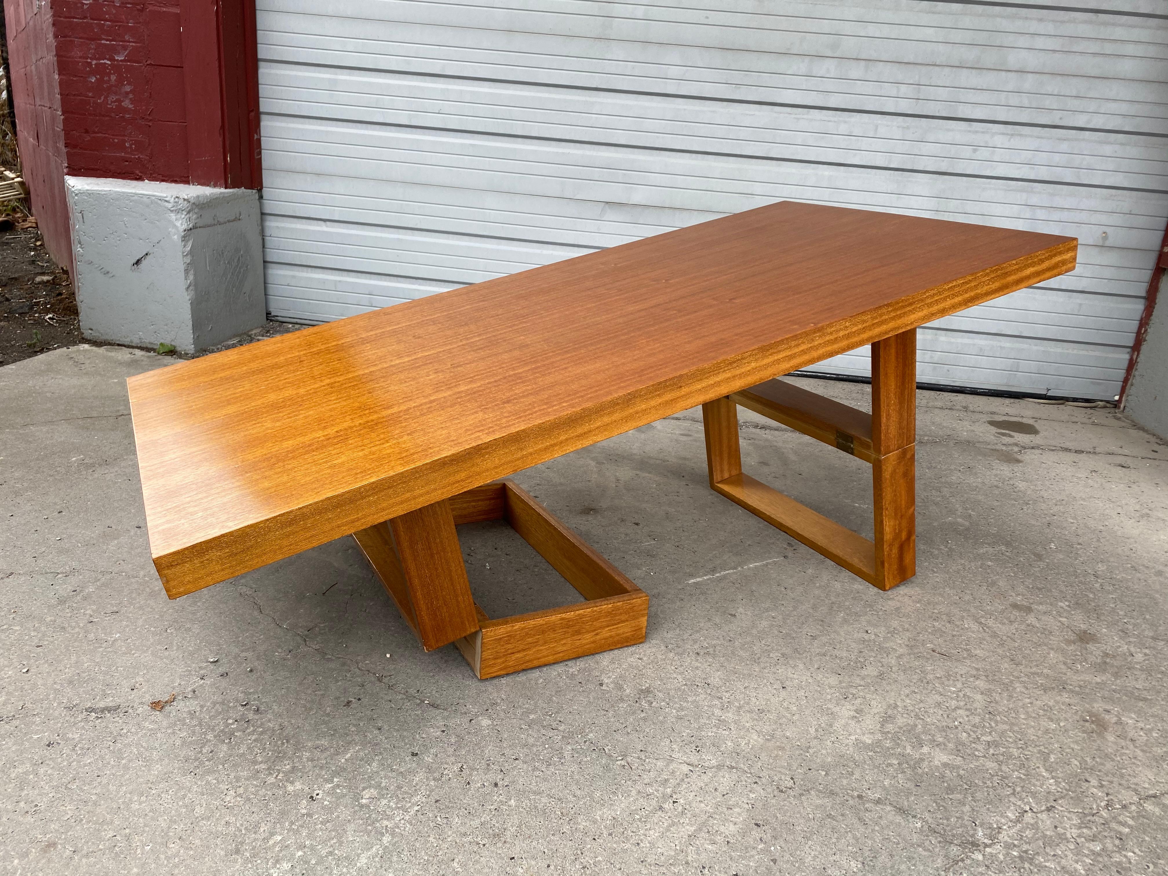 Hendrik Van Keppel and Taylor Green Camel Table for Brown Saltman In Good Condition In Buffalo, NY