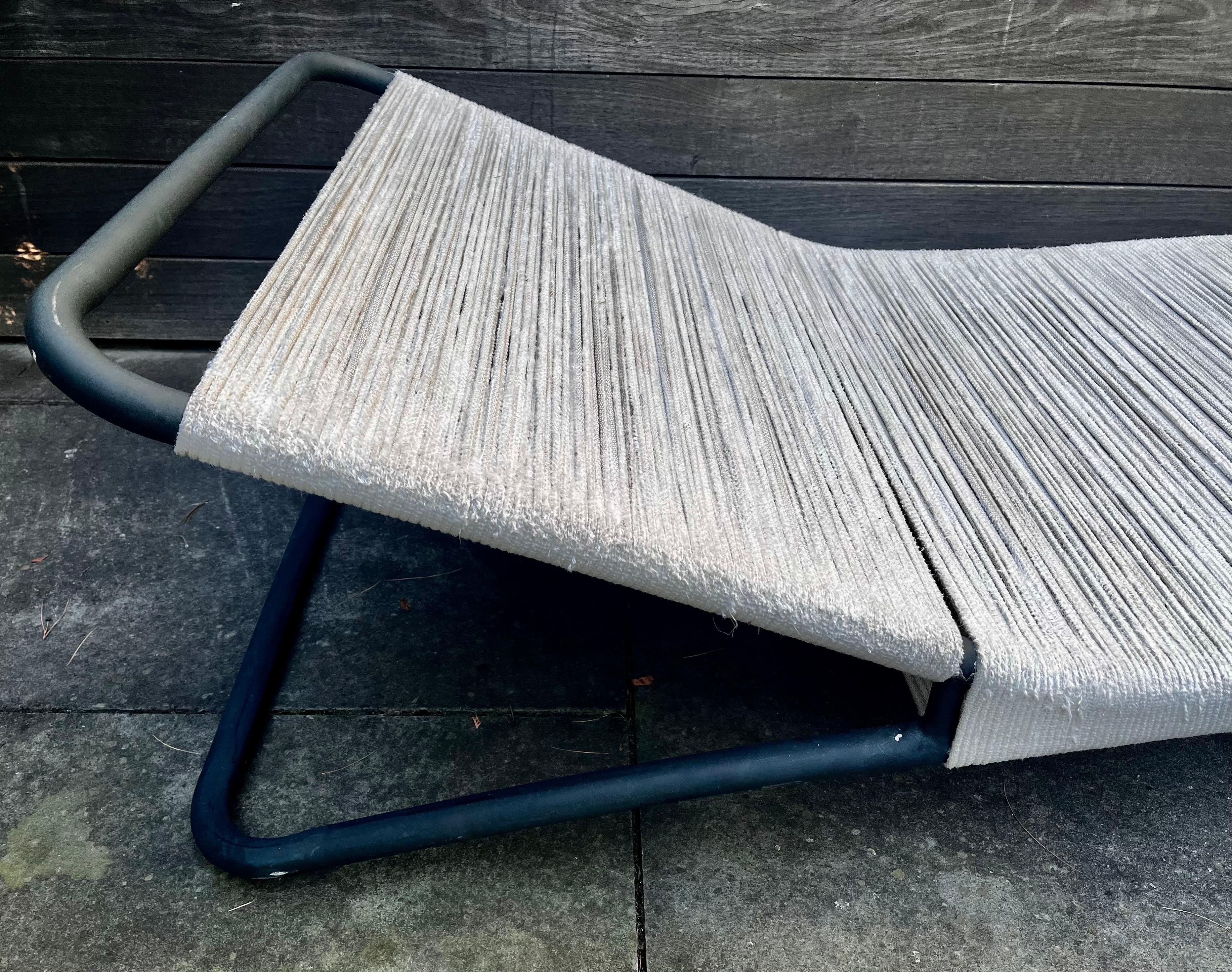 Chaise longue de terrasse extérieure Hendrik Van Keppel-Green par Brown Greppel-Green Bon état - En vente à Philadelphia, PA