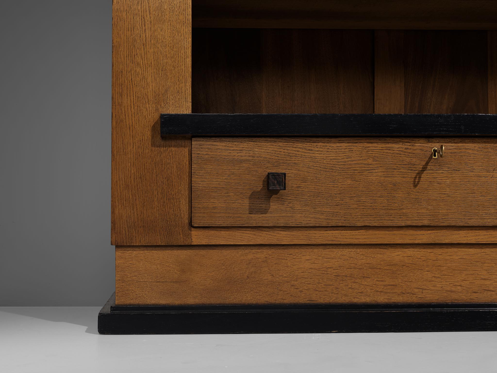 Dutch Hendrik Wouda for Pander Art Deco Bookshelf in Oak, circa 1925