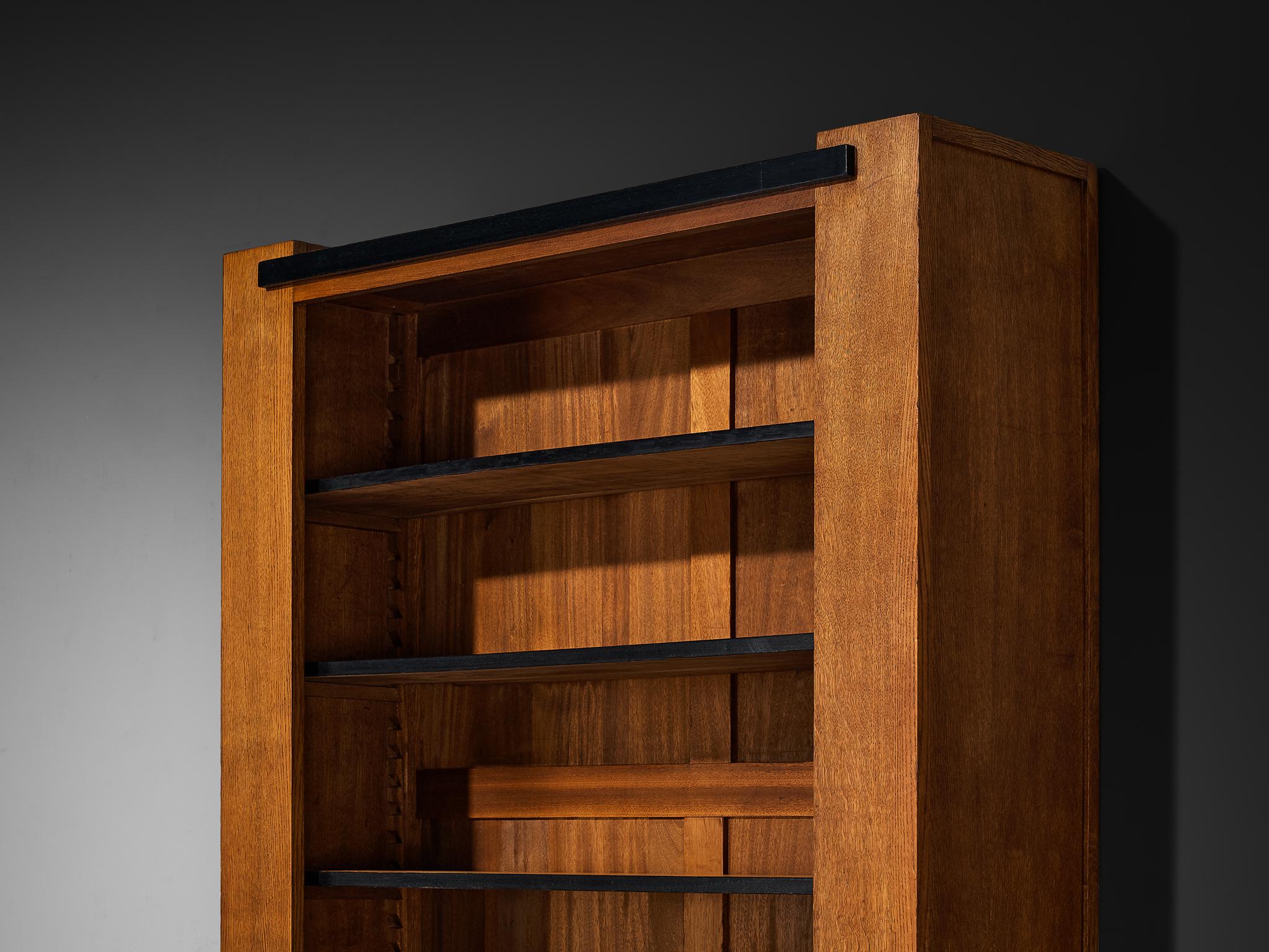 Hendrik Wouda for Pander Art Deco Bookshelf in Oak For Sale 1