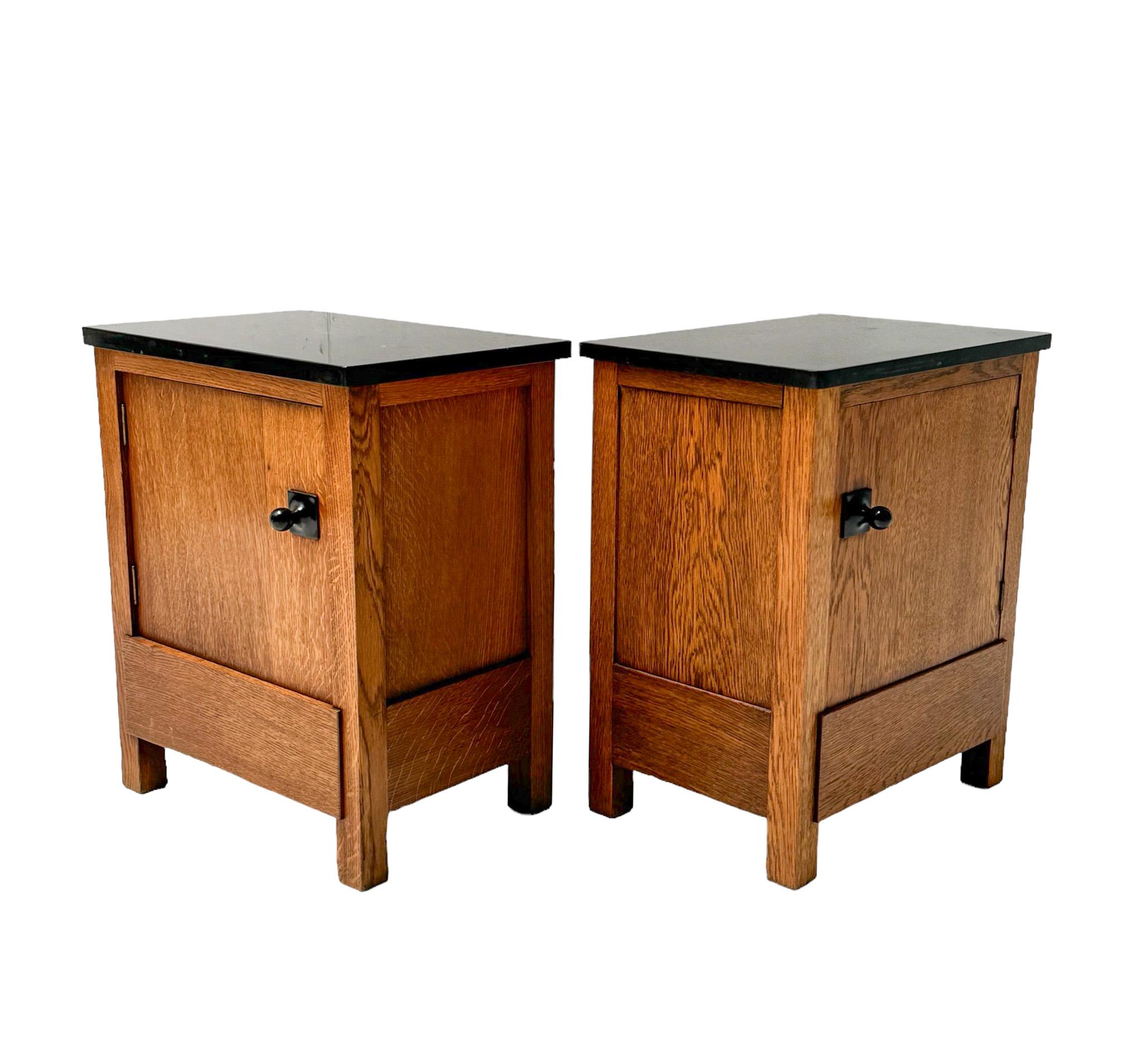Hendrik Wouda Pair of Art Deco Modernist Nightstands for Pander, 1924 5