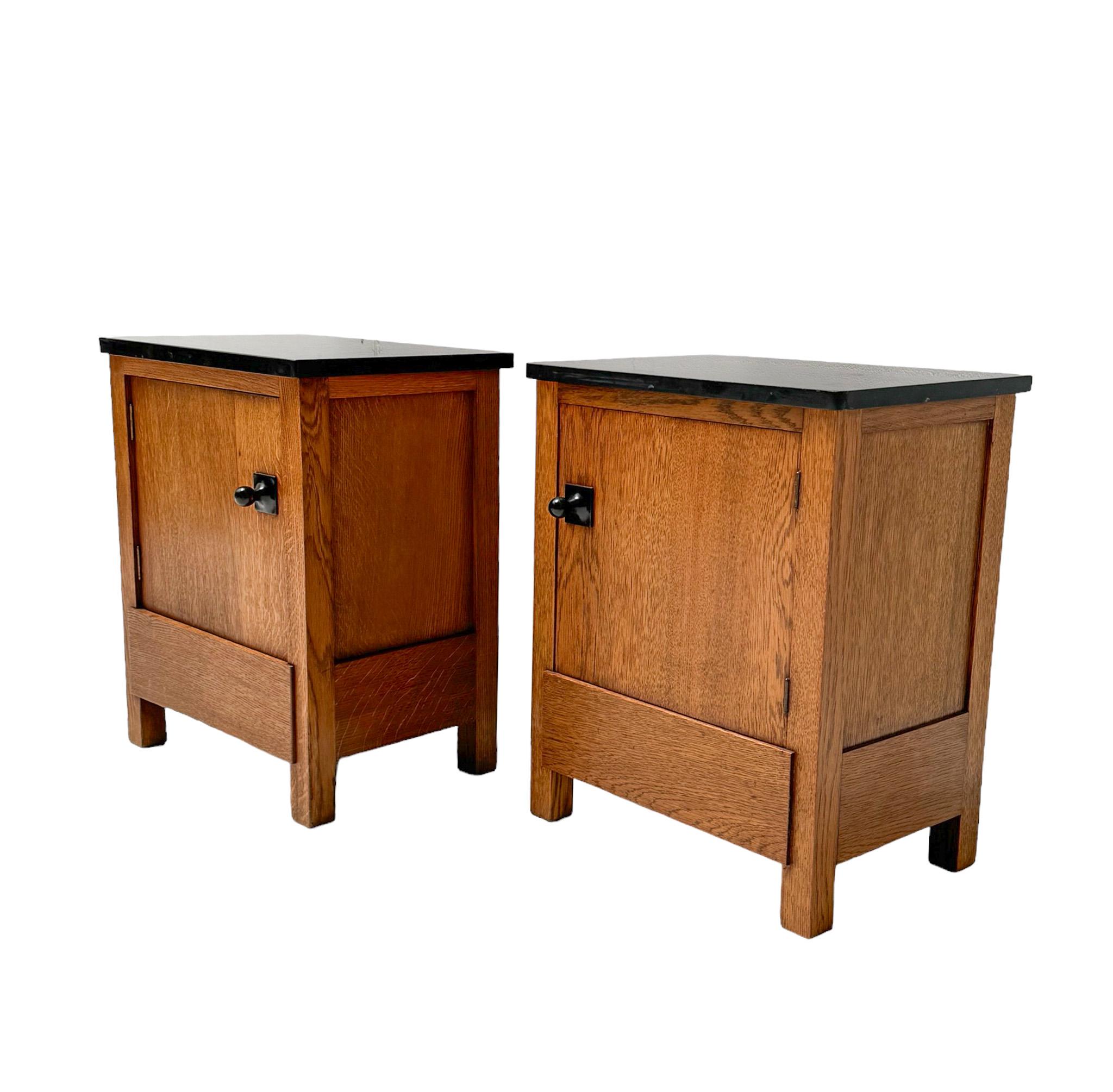 Hendrik Wouda Pair of Art Deco Modernist Nightstands for Pander, 1924 2