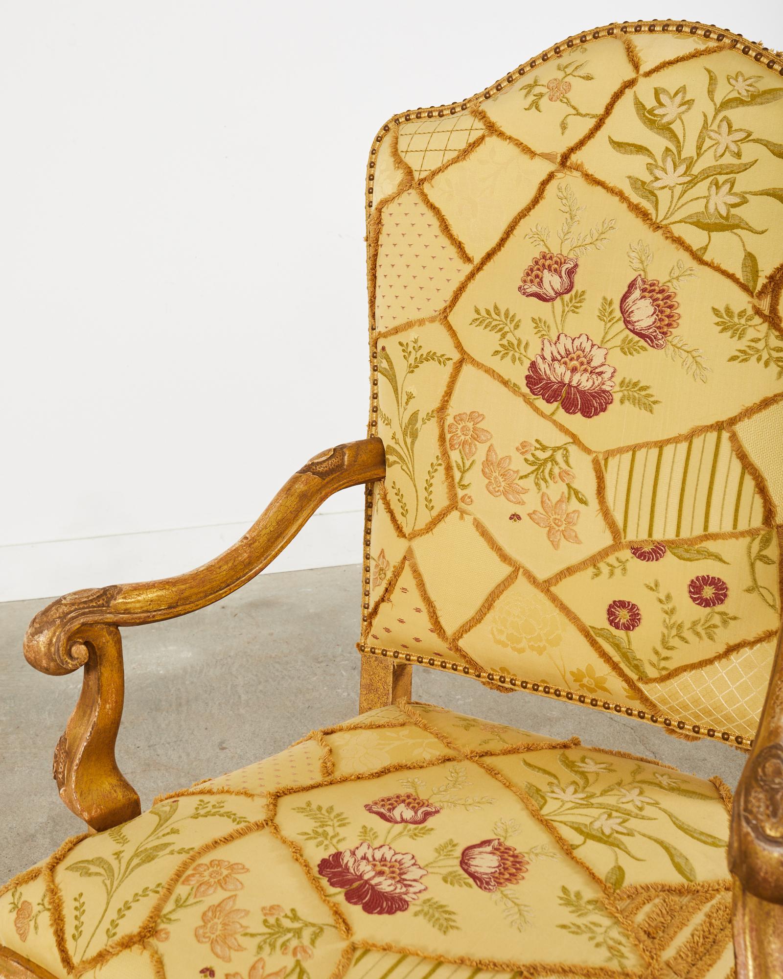 Hendrix Allardyce Italian Baroque Style Gilt Throne Chair In Distressed Condition For Sale In Rio Vista, CA
