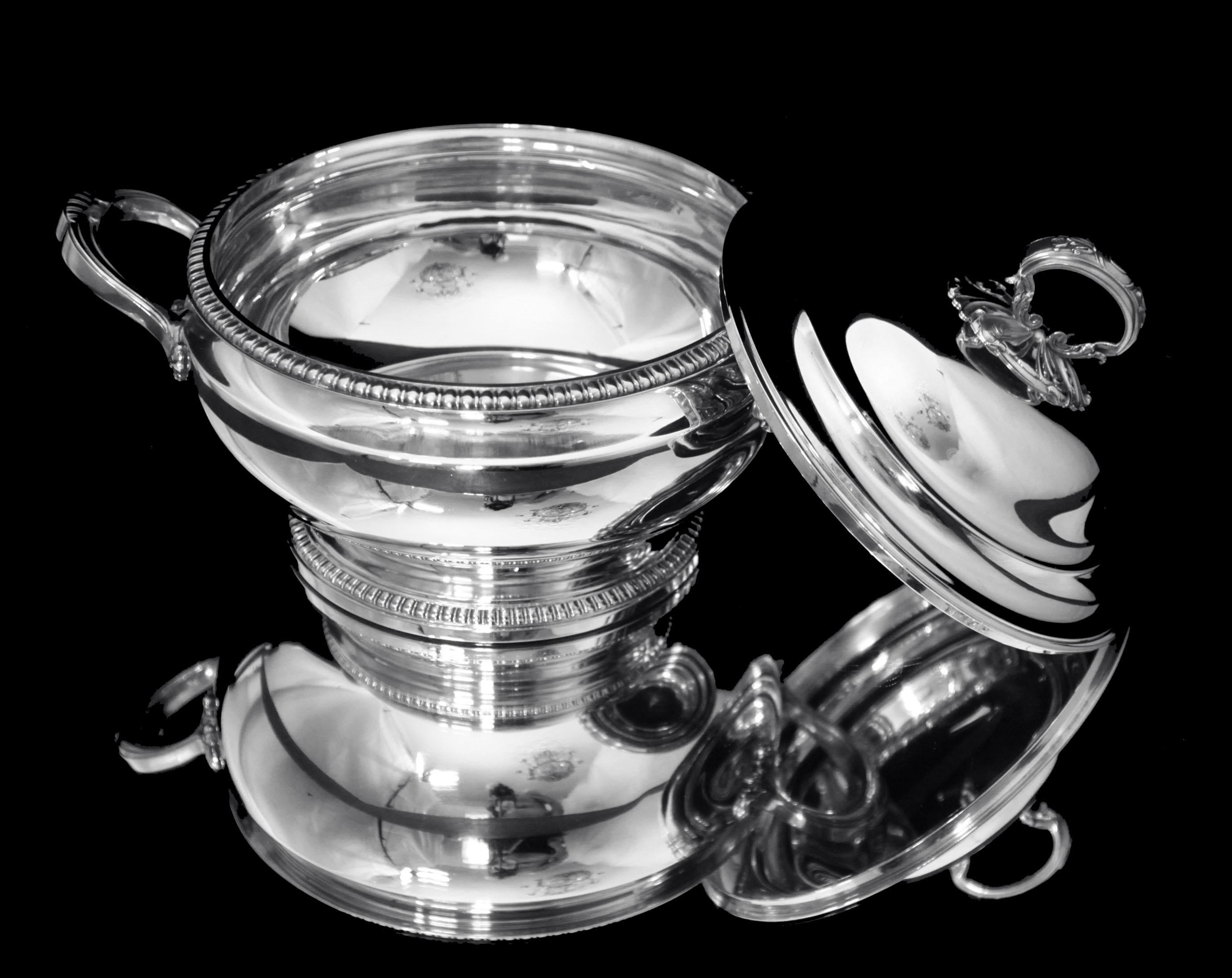 Henin - 2pc. ¡Servidor de Verduras de Plata de Ley 950 Cubierto Luis XVI - MINT ! siglo XIX en venta