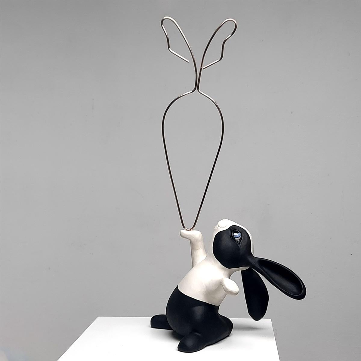 24 Carrot Gold-original realism wildlife sculpture-artwork-contemporary art - Modern Sculpture by Henk Jan Sanderman