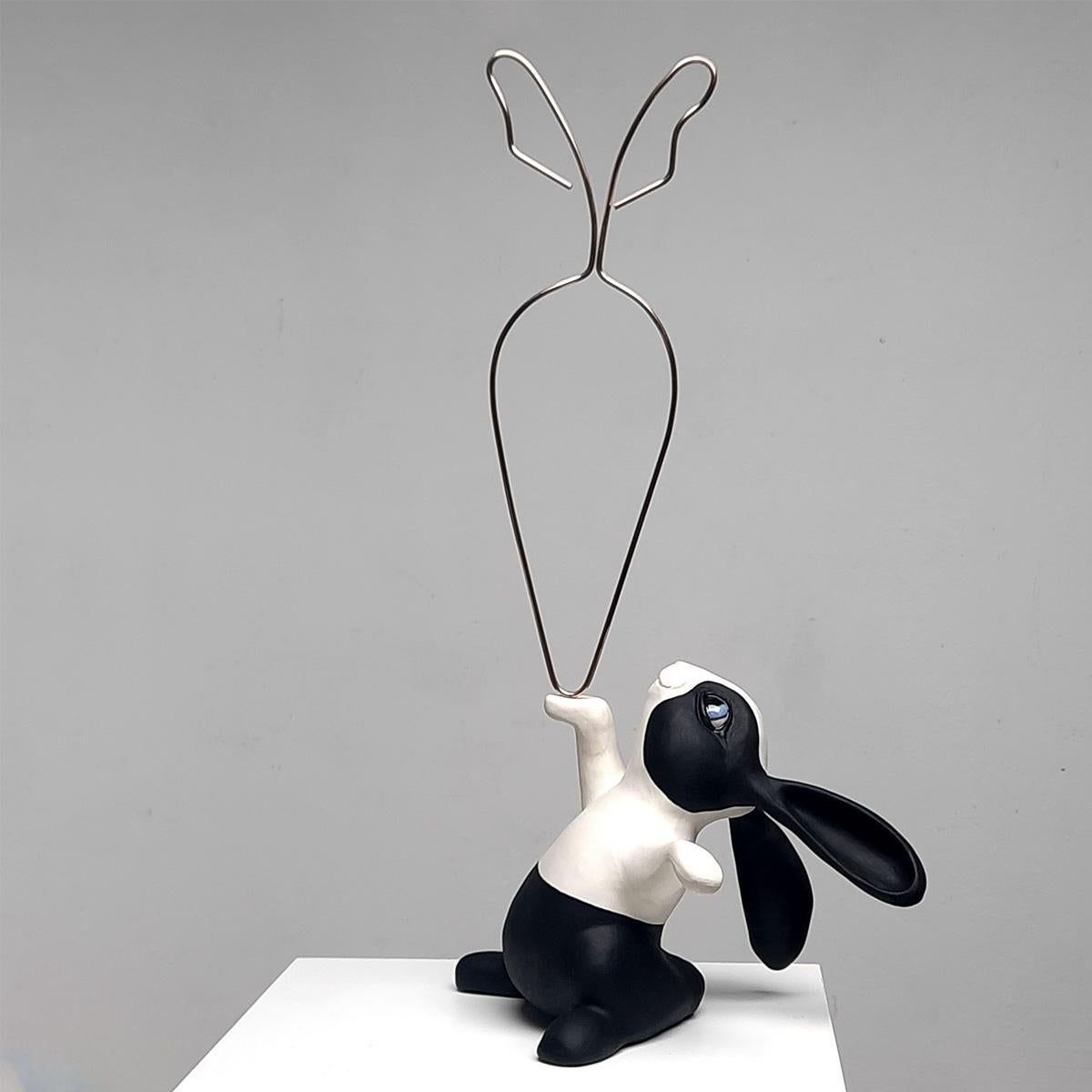 24 Zanahoria Dorada-escultura-obra de arte-arte contemporáneo de fauna y flora de realismo original - Sculpture Moderno de Henk Jan Sanderman