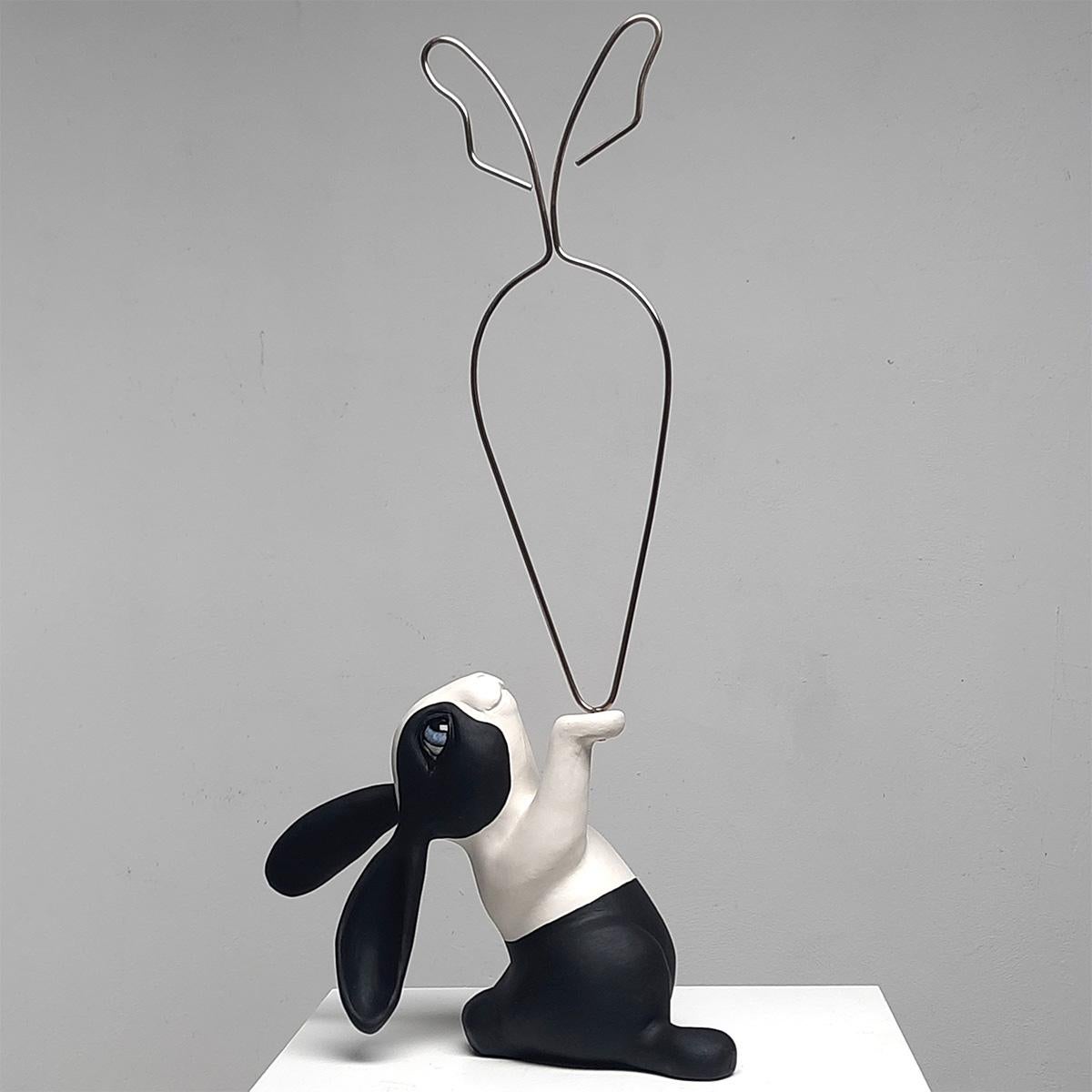 24 Carrot Gold-original realism wildlife sculpture-artwork-contemporary art - Sculpture by Henk Jan Sanderman