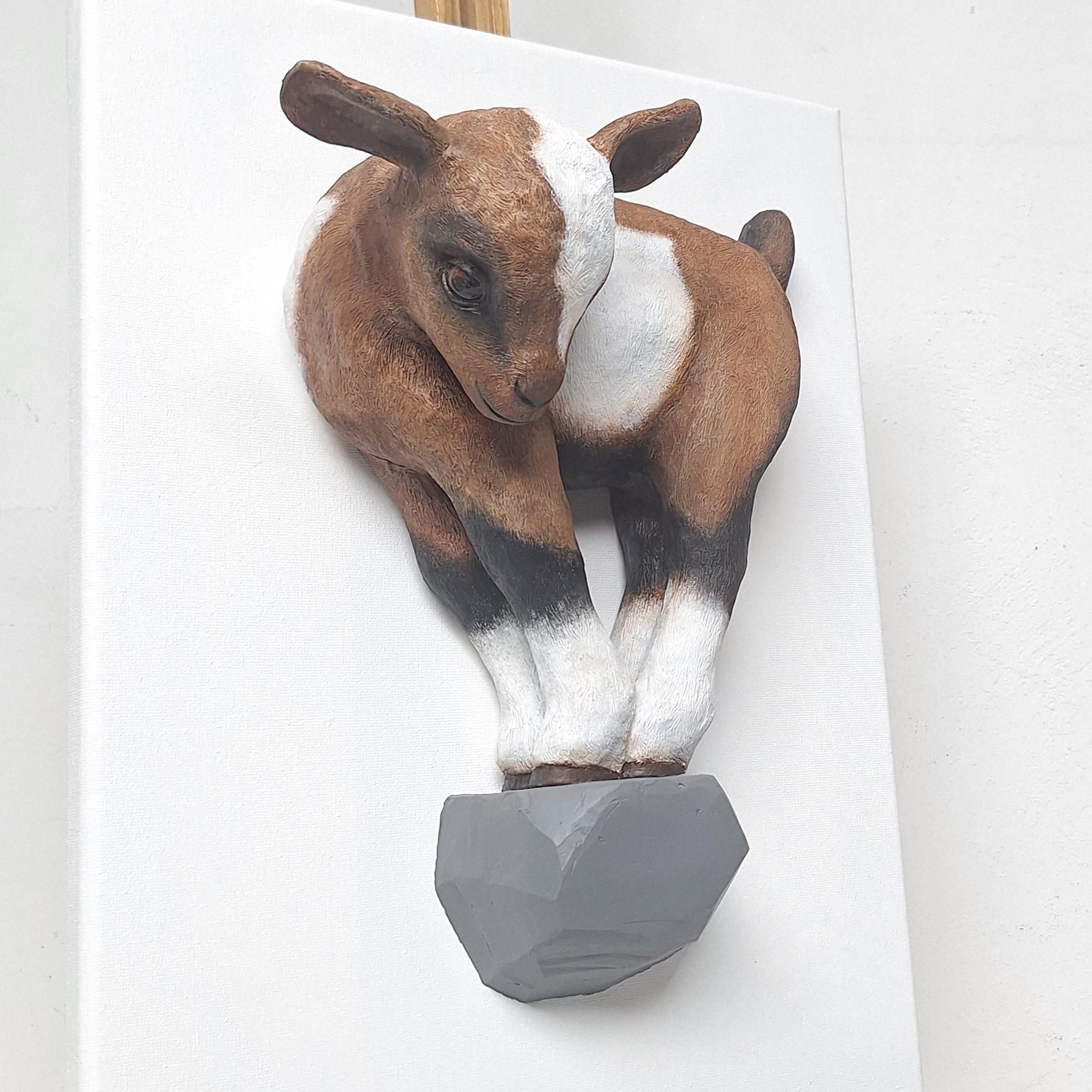 Elevated - original realism wildlife sculpture 3d artwork - contemporary art