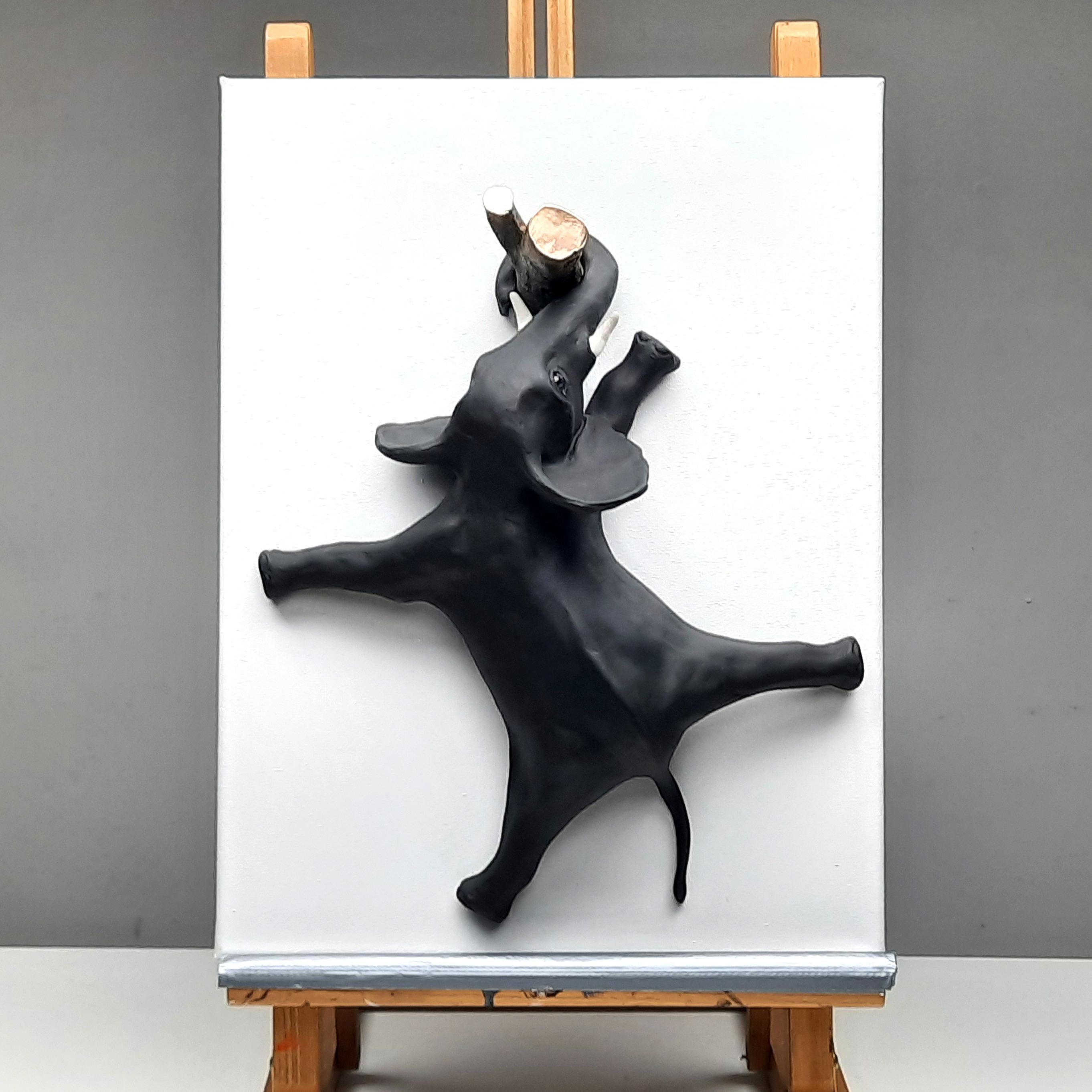Henk Jan Sanderman Still-Life Sculpture - "Perspective" (White) - realism bronze cast sculpture limited edition modern art