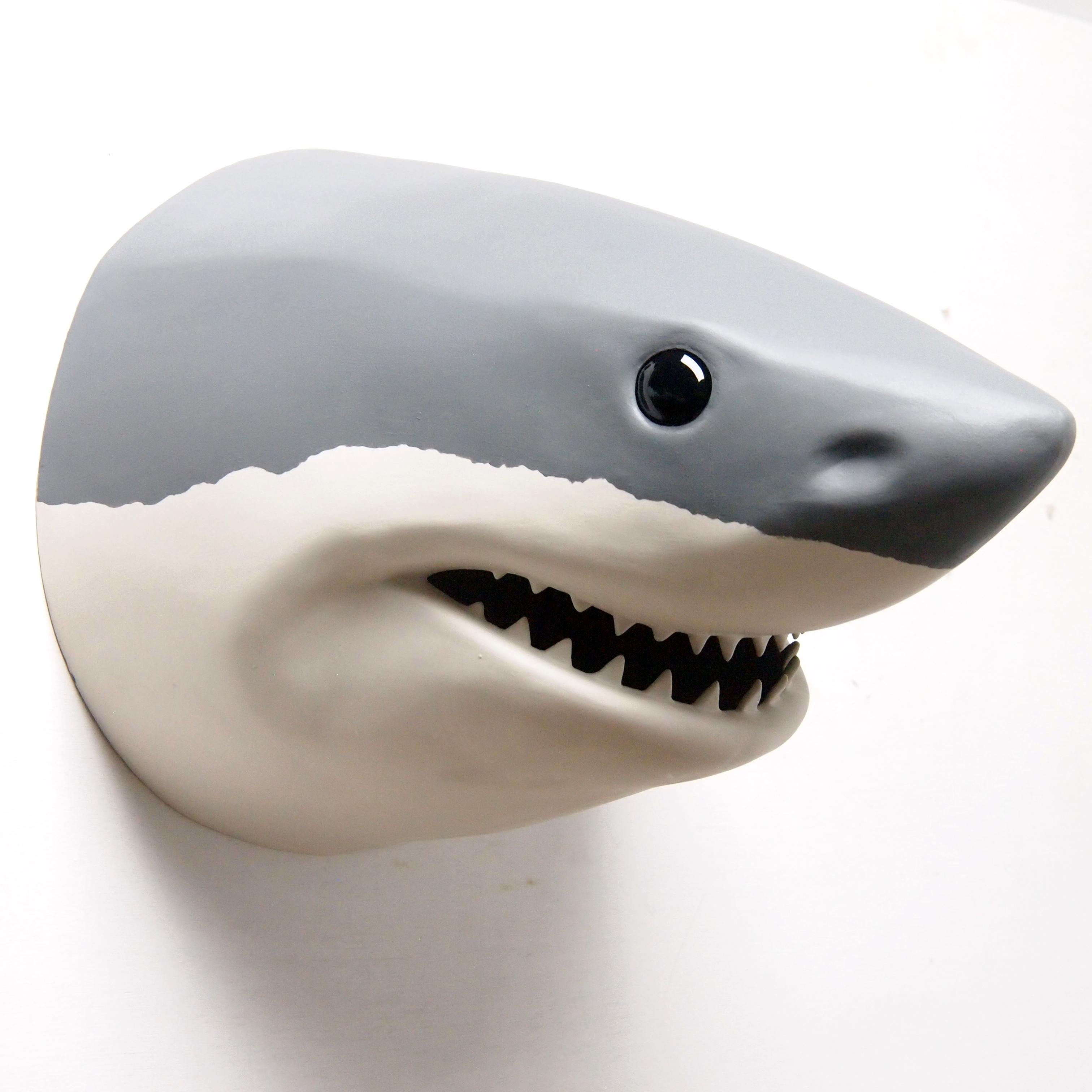 Wall shark-original realism wildlife wall sculpture-artwork-contemporary Art - Modern Sculpture by Henk Jan Sanderman