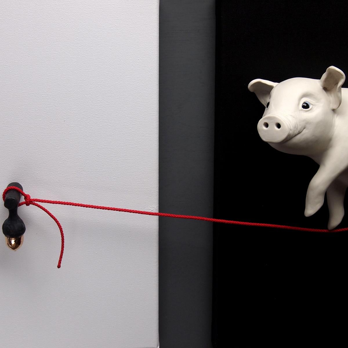 When Pigs Fly (Schwarzes Triptychon)-Originaler Realismus - Skulptur aus der Tierwelt - Zeitgenössisch  im Angebot 1