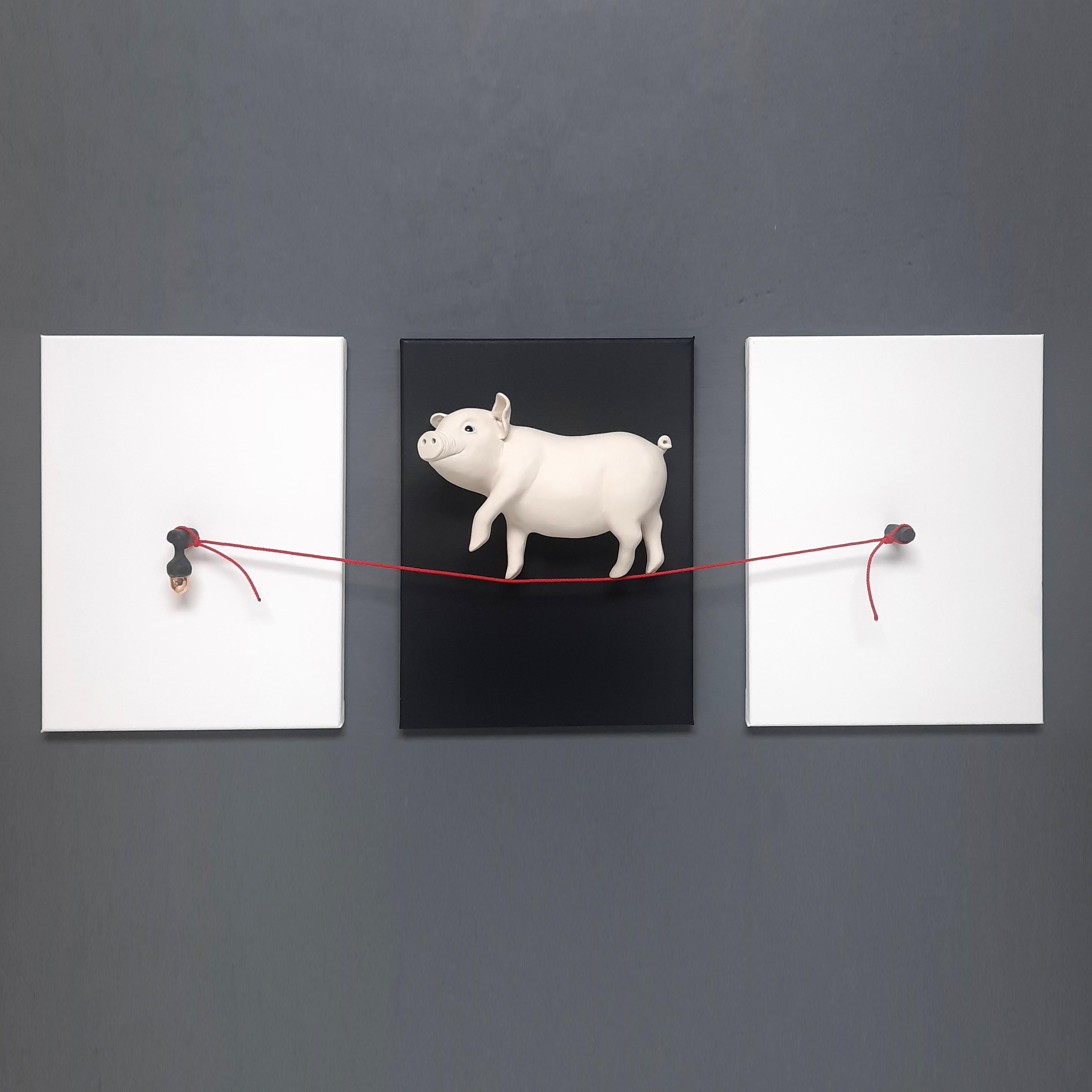 When Pigs Fly (Schwarzes Triptychon)-Originaler Realismus - Skulptur aus der Tierwelt - Zeitgenössisch  – Painting von Henk Jan Sanderman