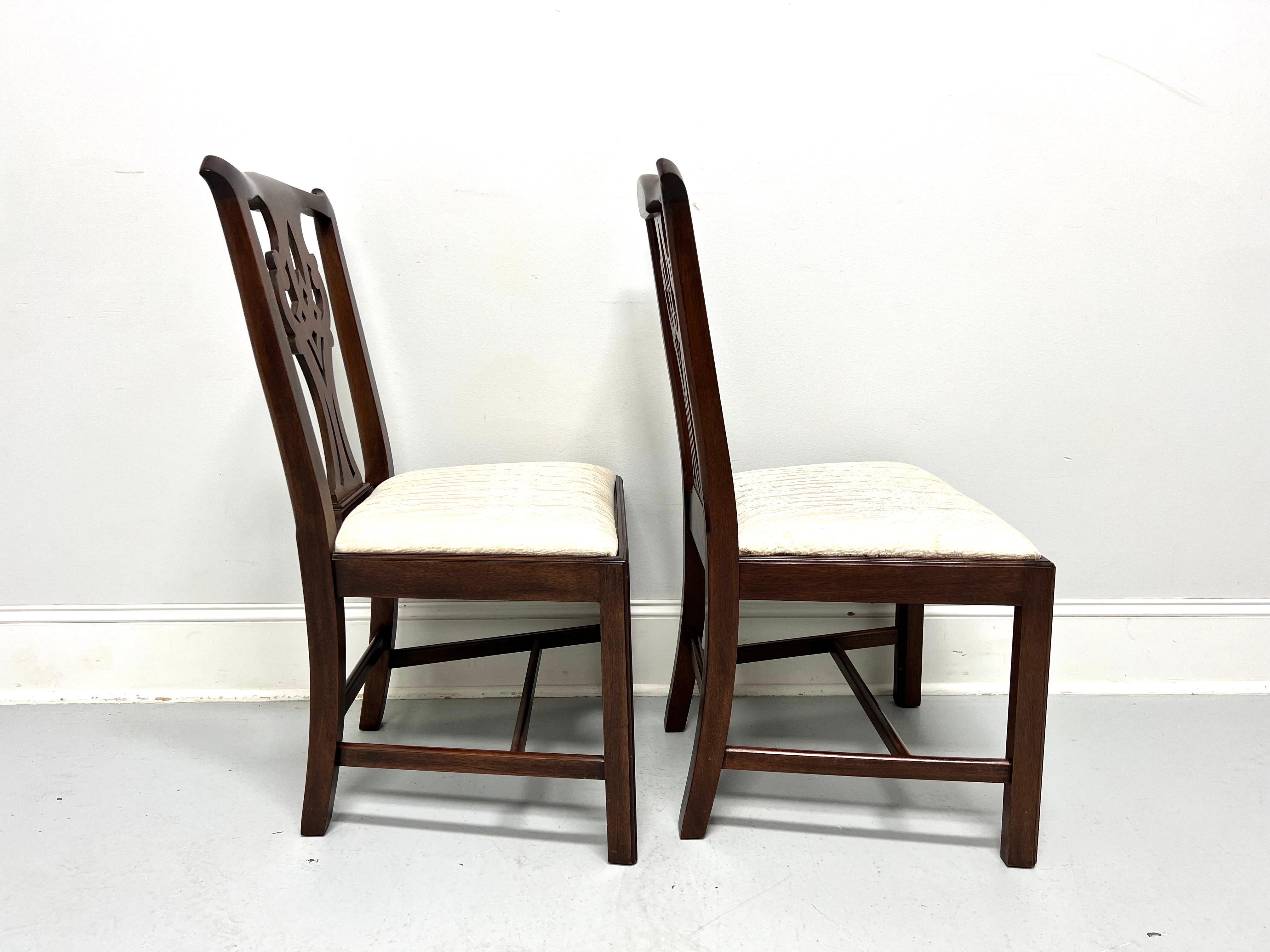 American HENKEL HARRIS 101S 29 Mahogany Chippendale Dining Side Chairs - Pair C