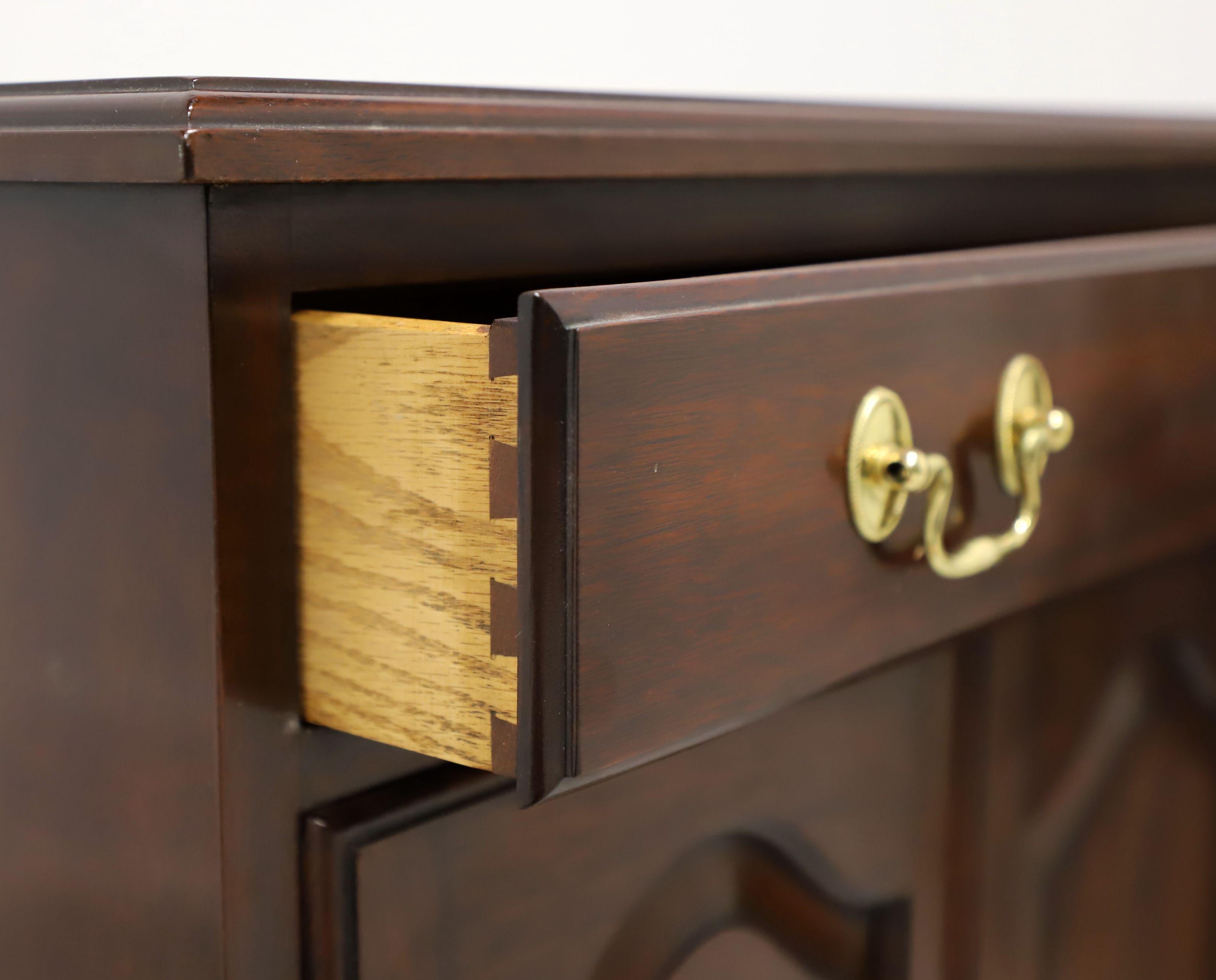 HENKEL HARRIS 114 29 Mahogany Chippendale Nightstands Bedside Cabinets - Pair For Sale 5