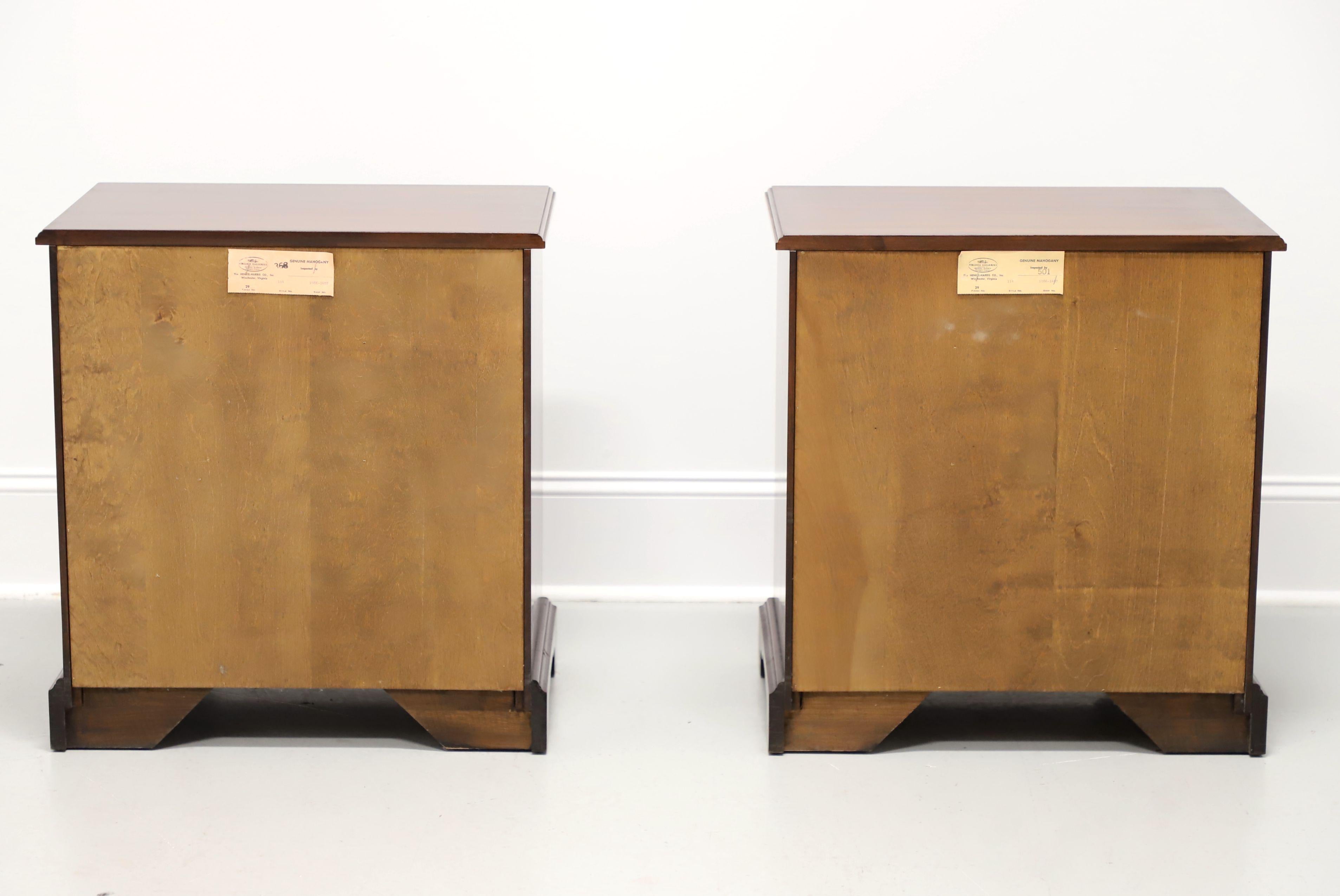 HENKEL HARRIS 114 29 Mahogany Chippendale Nightstands Bedside Cabinets - Pair In Good Condition For Sale In Charlotte, NC