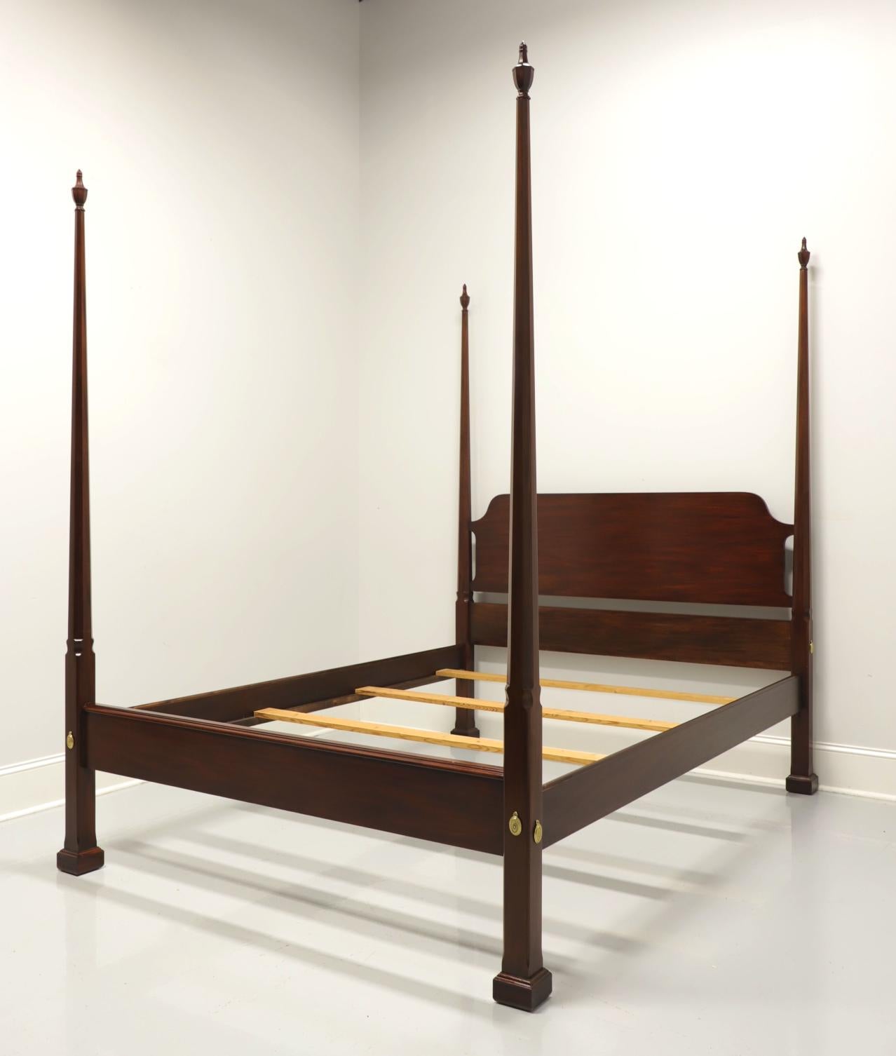 HENKEL HARRIS 170 Mahogany Pencil Post Queen Bed 3