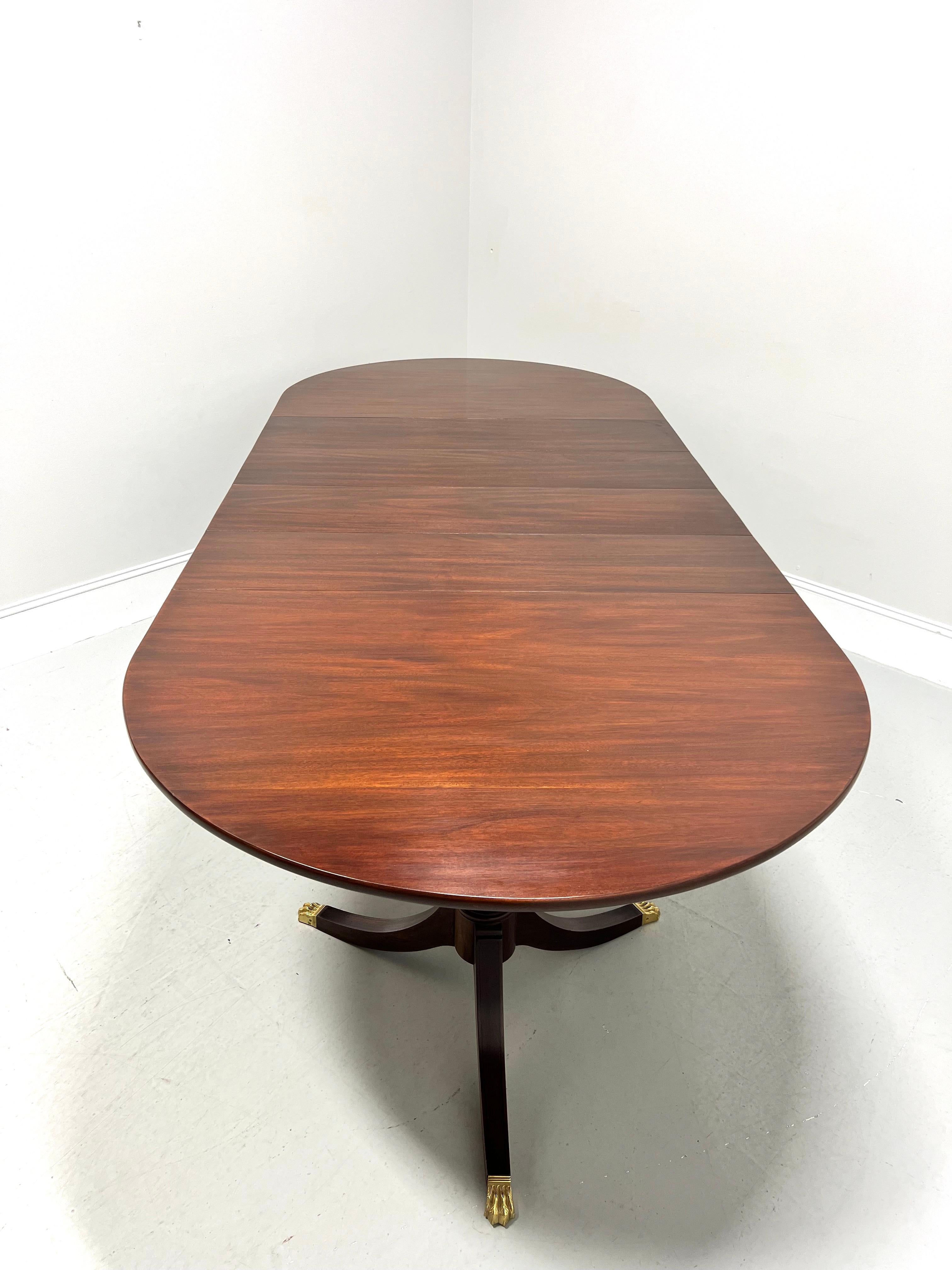 Georgian HENKEL HARRIS 2213 29 Mahogany Oval Double Pedestal Dining Table