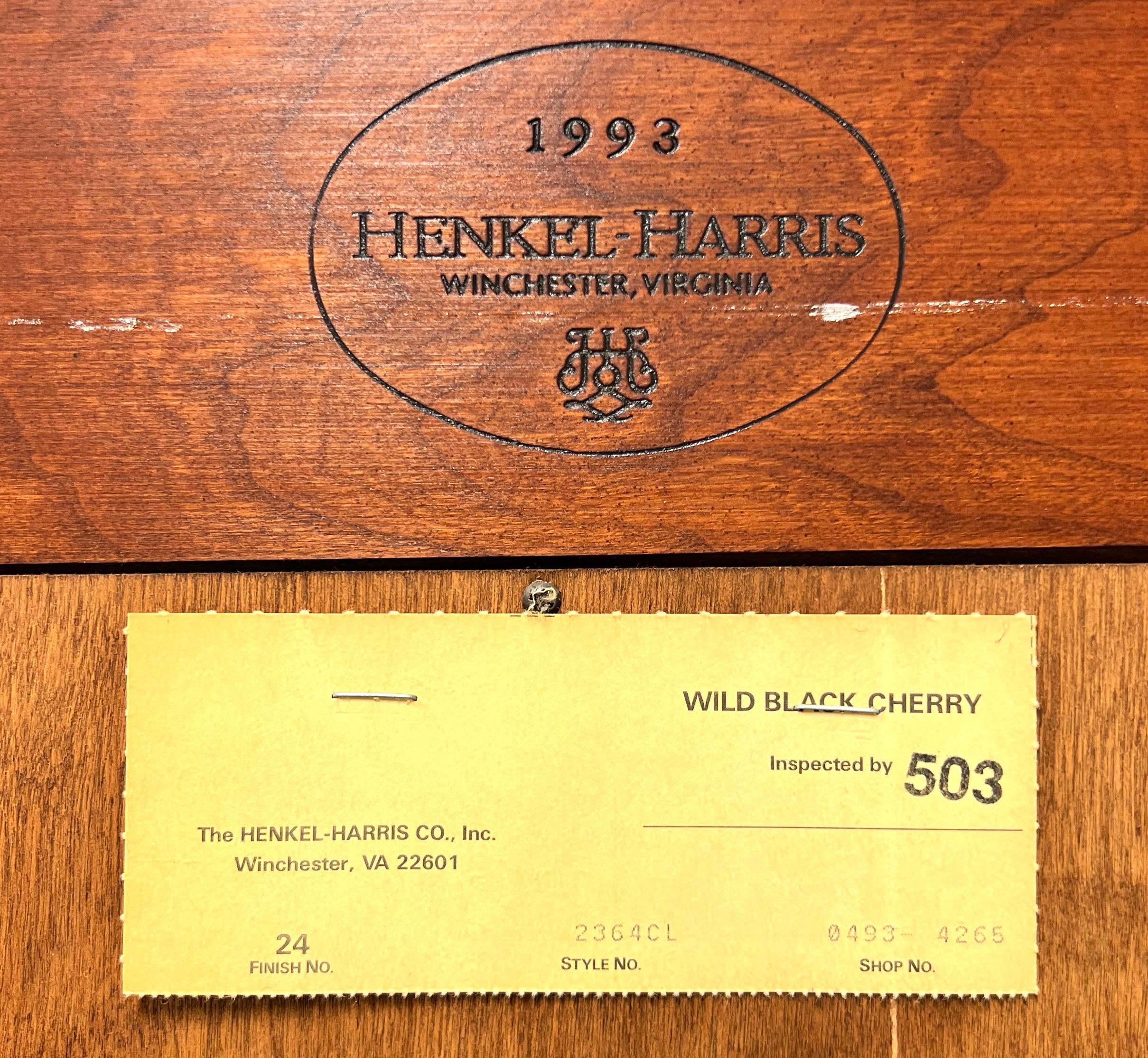 HENKEL HARRIS 2364 24 Traditioneller chinesischer Schrank mit Rohrgeflecht aus massivem Wildschwarzem Kirschbaumholz im Angebot 10