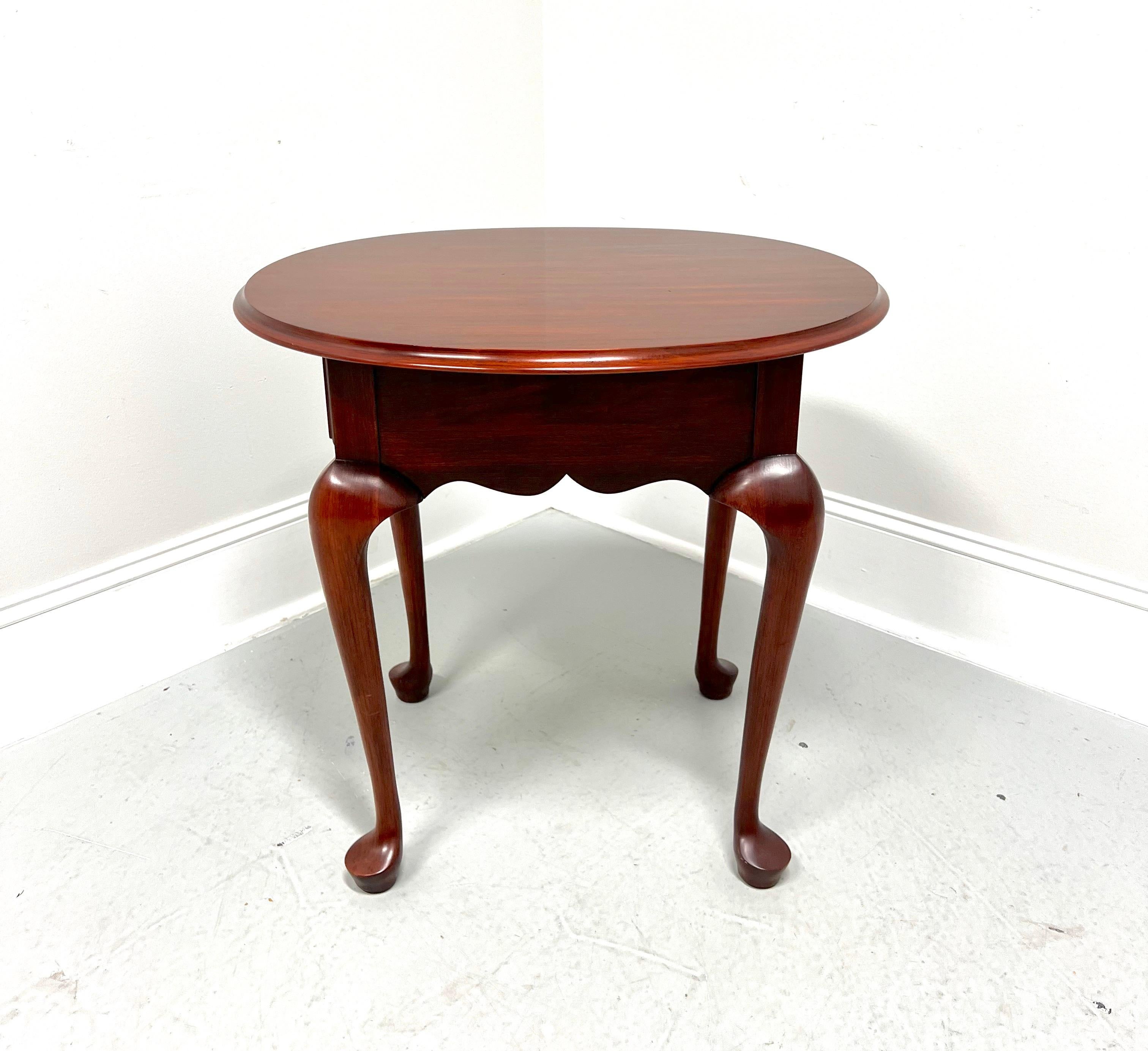 20th Century HENKEL HARRIS 5423 24 Solid Wild Black Cherry Queen Anne Oval End Side Table For Sale