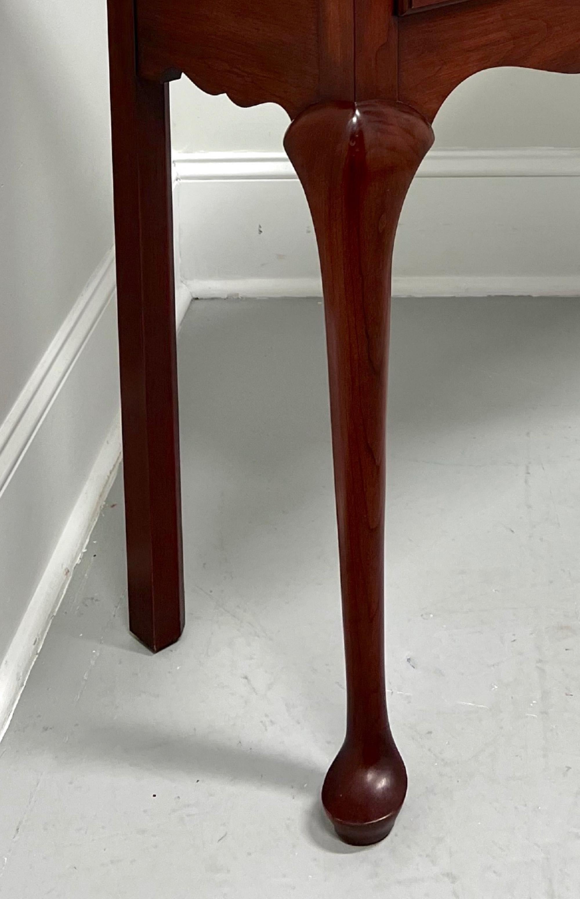 HENKEL HARRIS 5708 24 Solid Wild Black Cherry Queen Anne Console Table In Good Condition In Charlotte, NC