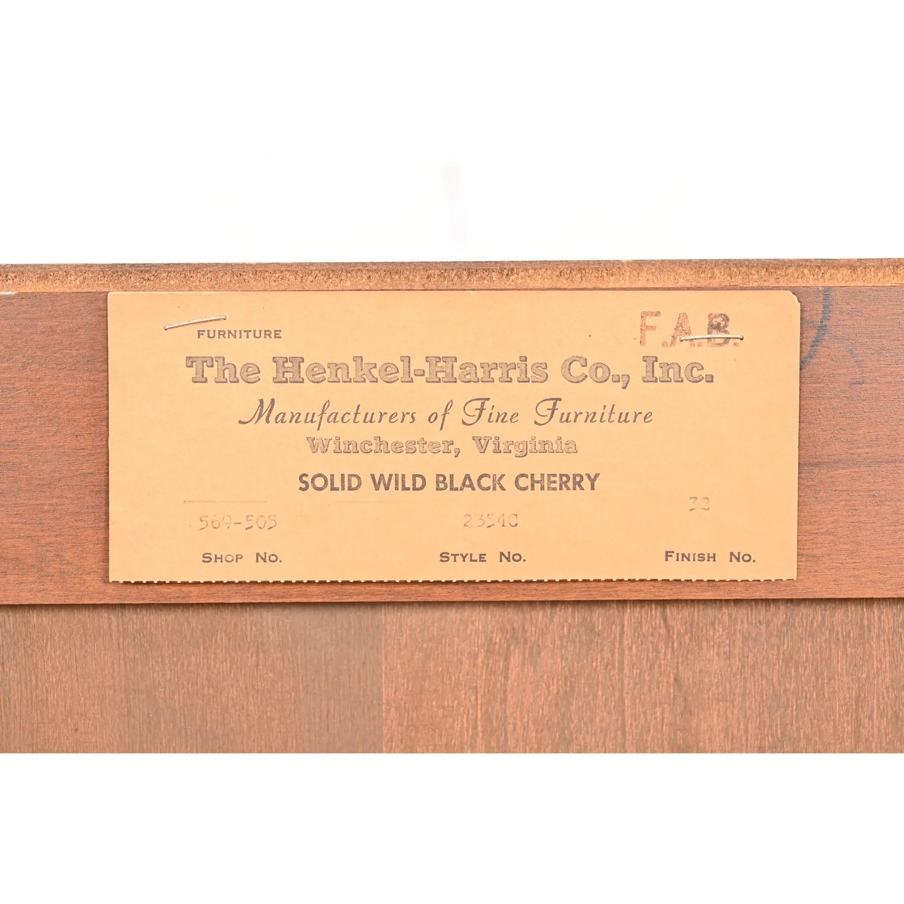 Henkel Harris American Colonial Cherry Wood Breakfront Sideboard Buffet For Sale 9