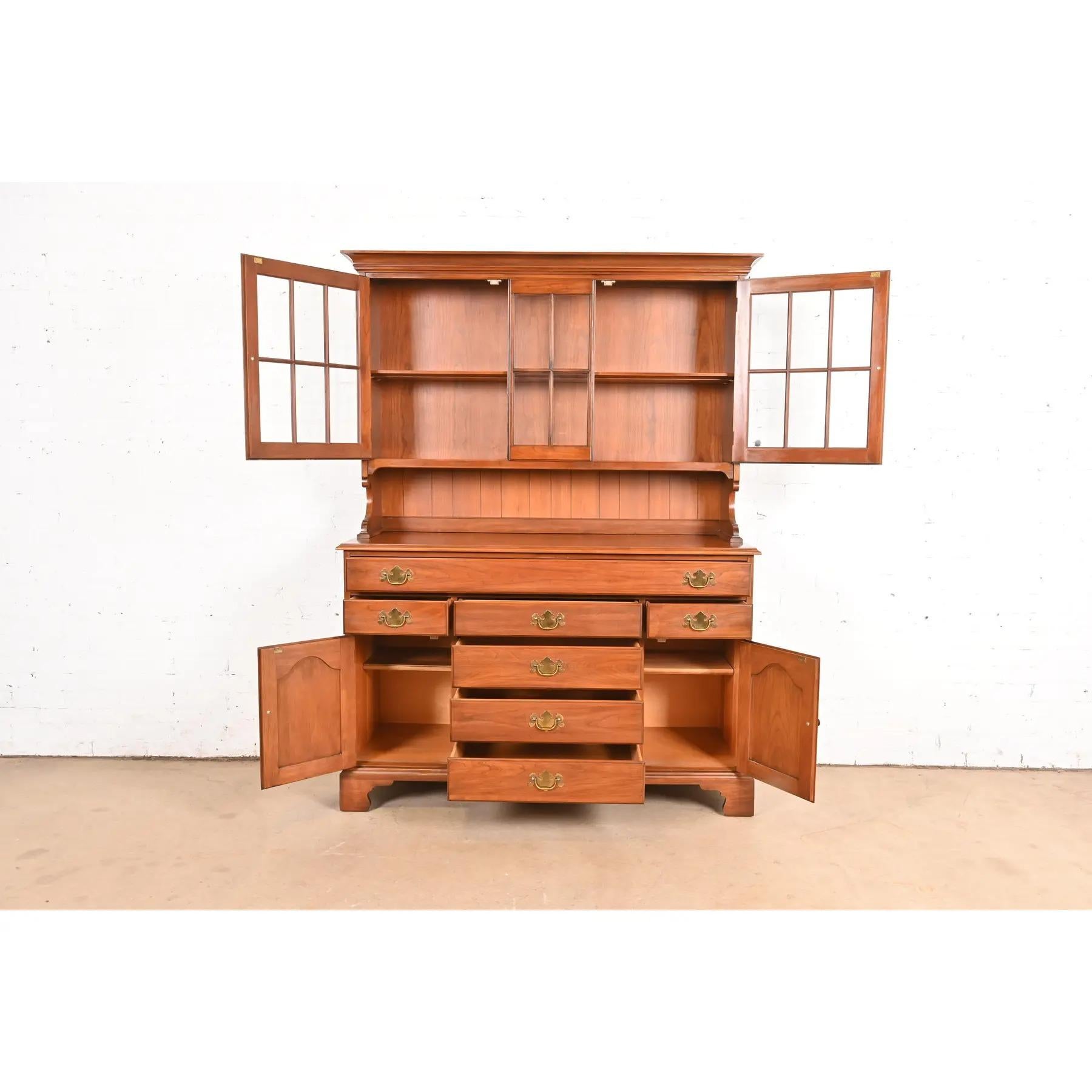 Henkel Harris American Colonial Cherry Wood Breakfront Sideboard Buffet For Sale 1