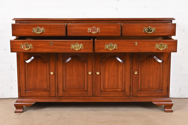 Henkel Harris American Colonial Cherry Wood Sideboard Buffet or Bar Cabinet  For Sale at 1stDibs