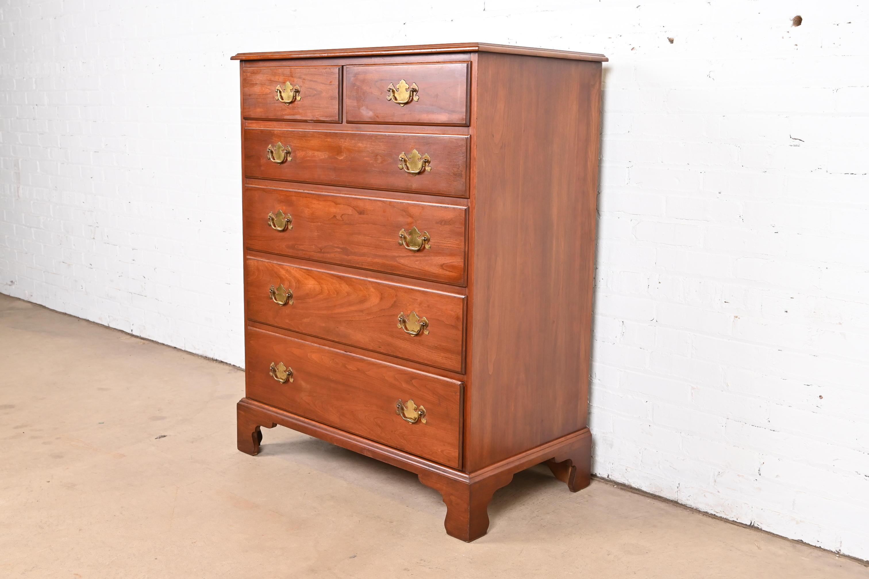 Henkel Harris American Colonial Solid Cherry Wood Highboy Dresser In Good Condition For Sale In South Bend, IN