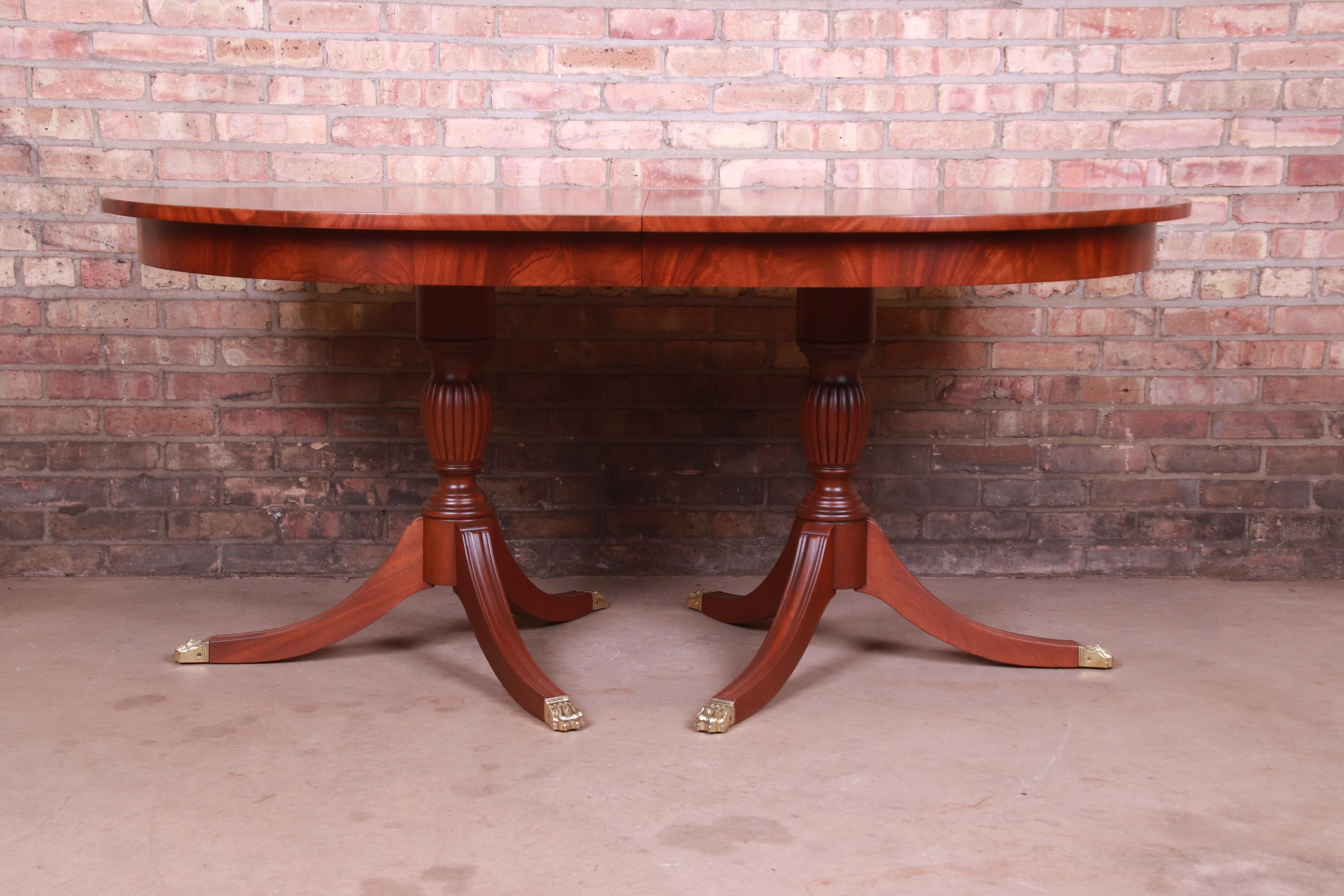 Henkel Harris Georgian Banded Mahogany Double Pedestal Dining Table, Refinished 5