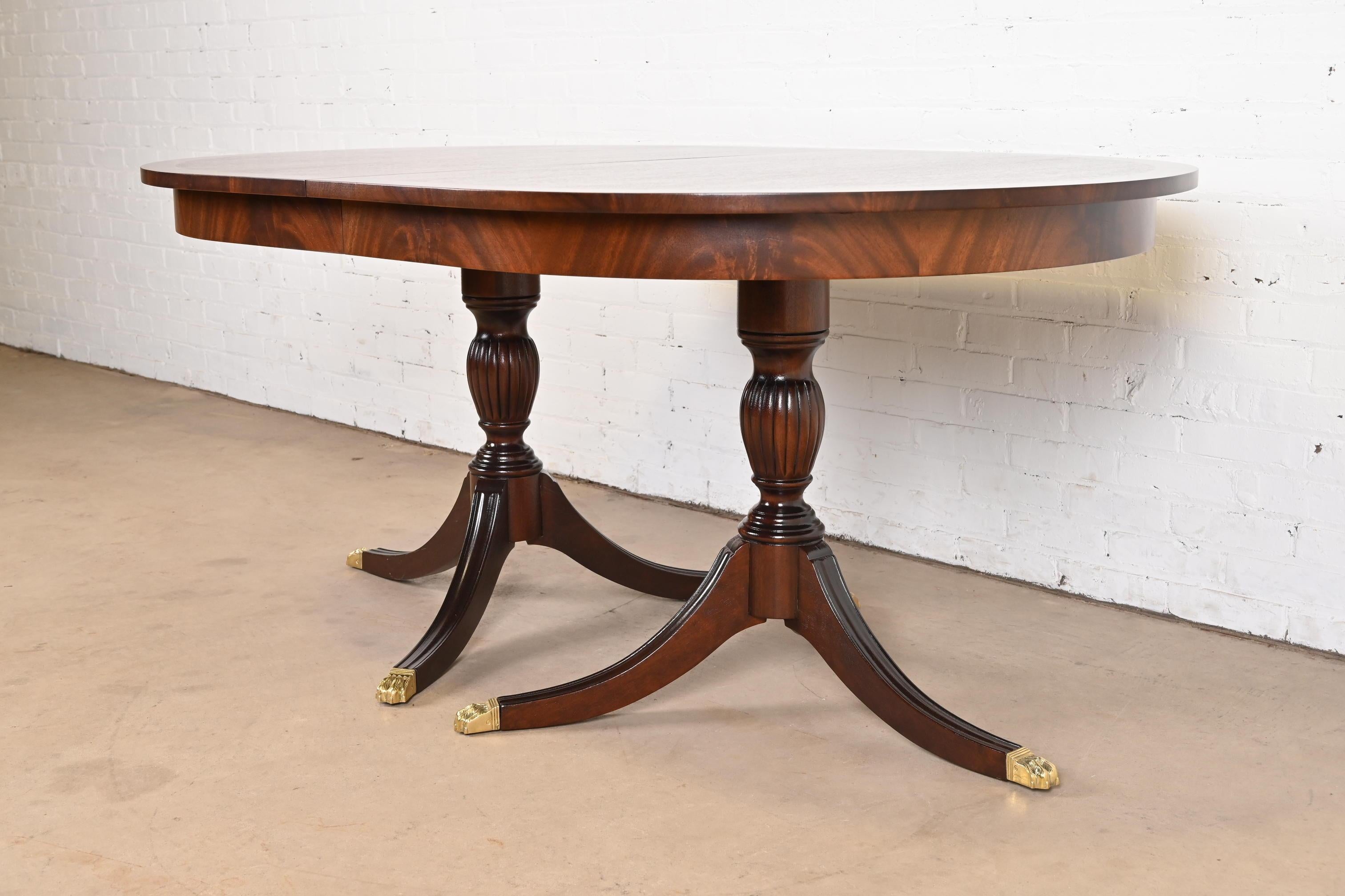 Henkel Harris Georgian Banded Mahogany Double Pedestal Dining Table, Refinished 8