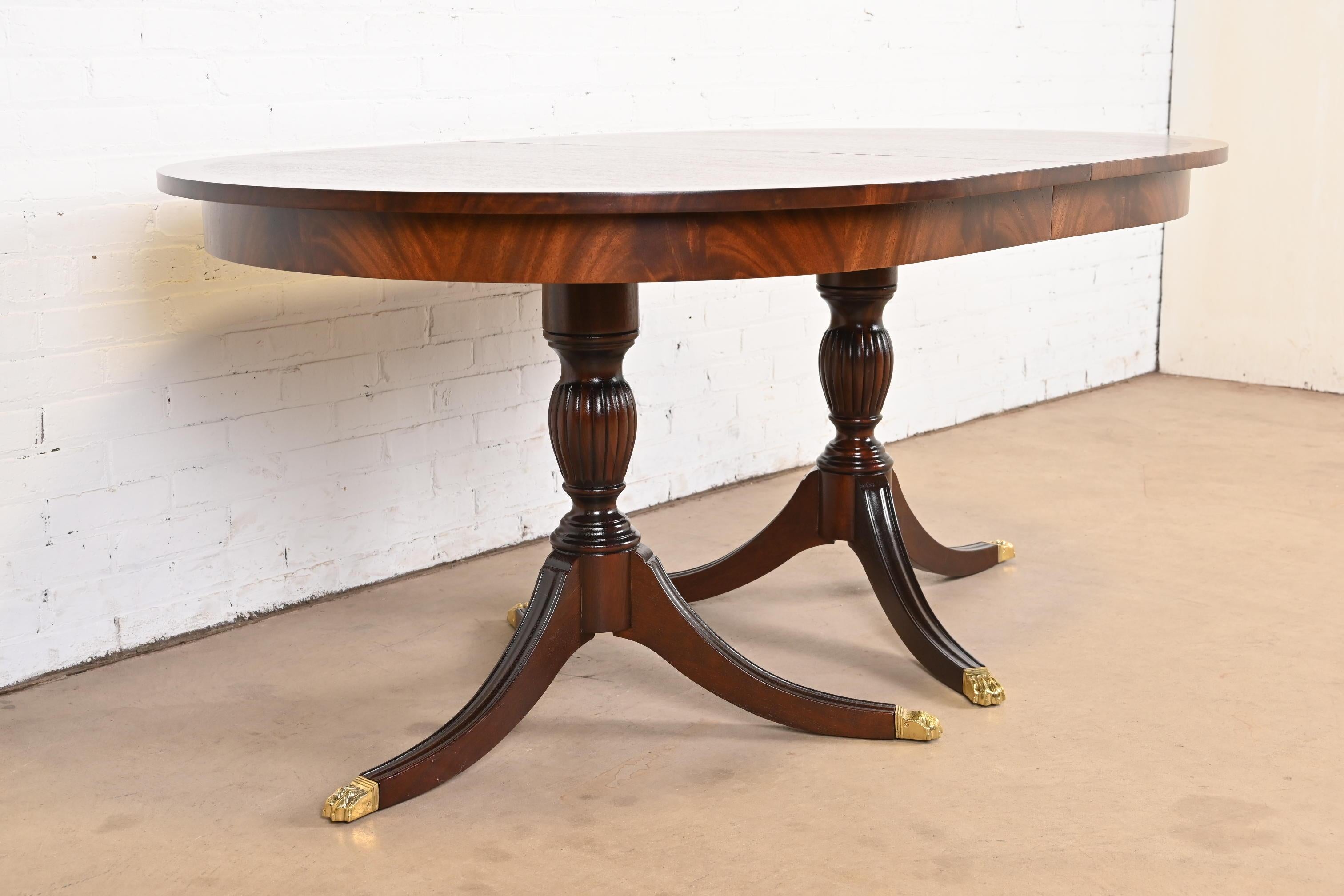 Henkel Harris Georgian Banded Mahogany Double Pedestal Dining Table, Refinished 9