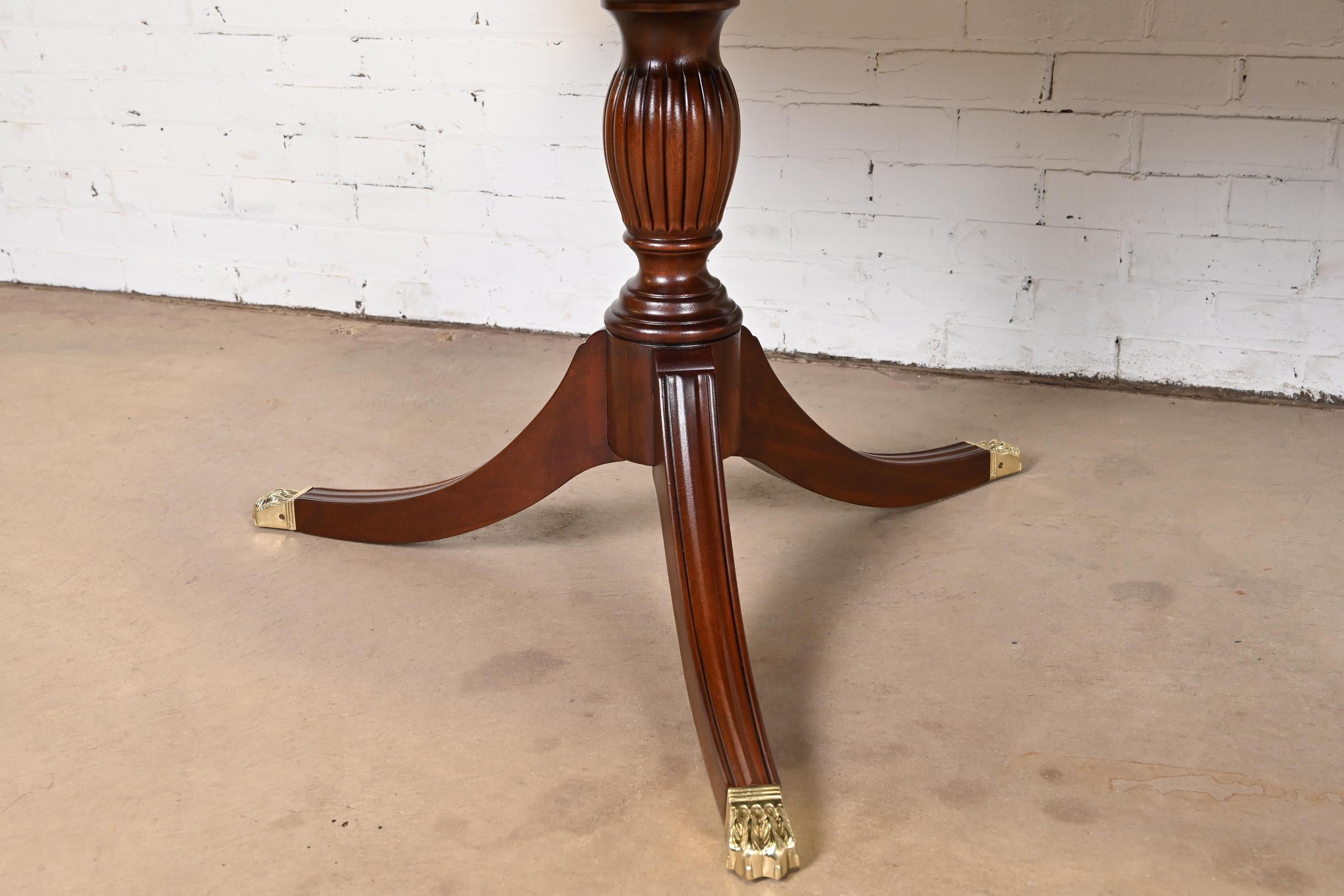 Brass Henkel Harris Georgian Banded Mahogany Double Pedestal Dining Table, Refinished For Sale