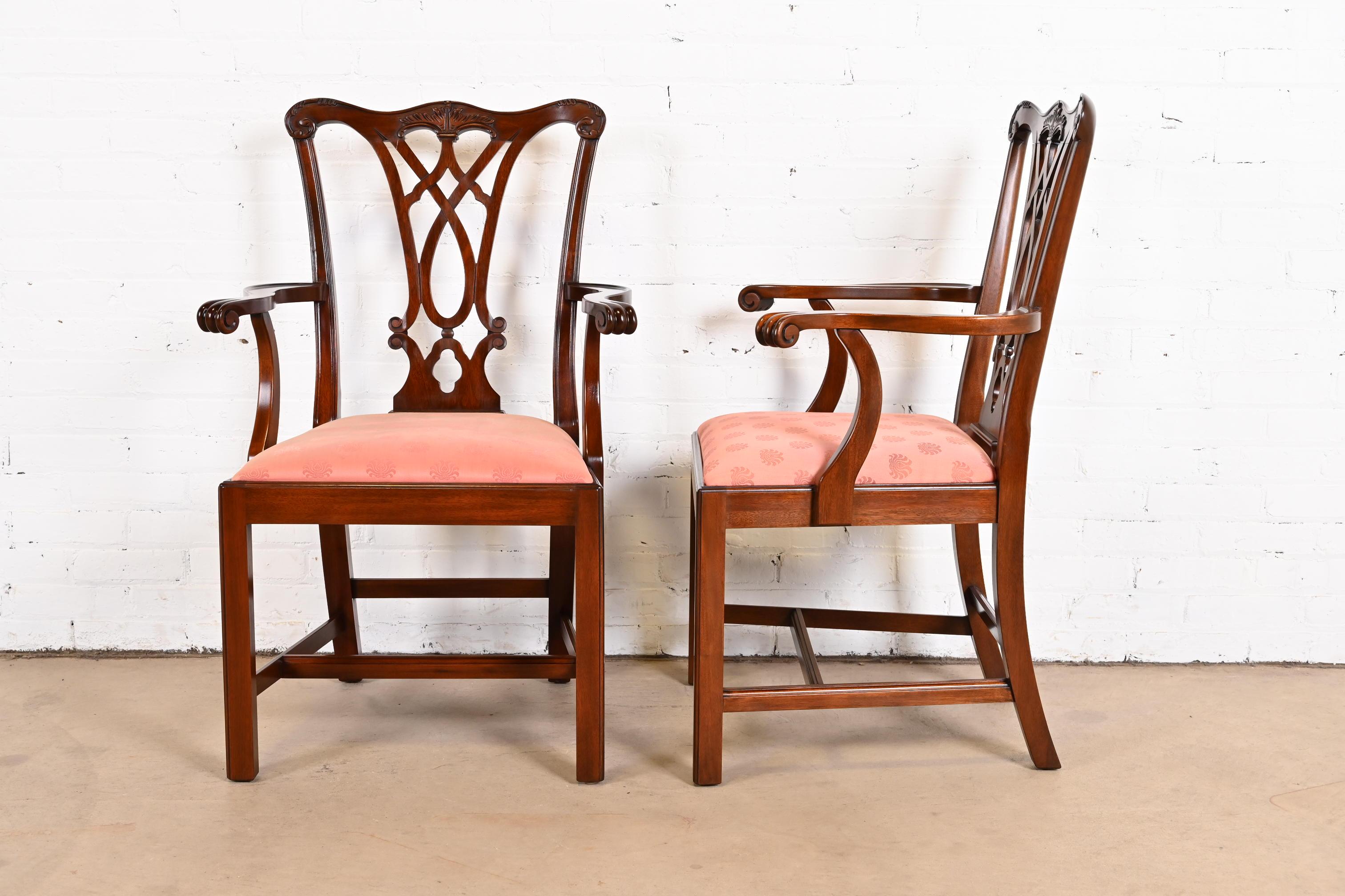 Henkel Harris Georgian Carved Mahogany Dining Chairs, Set of Eight For Sale 3