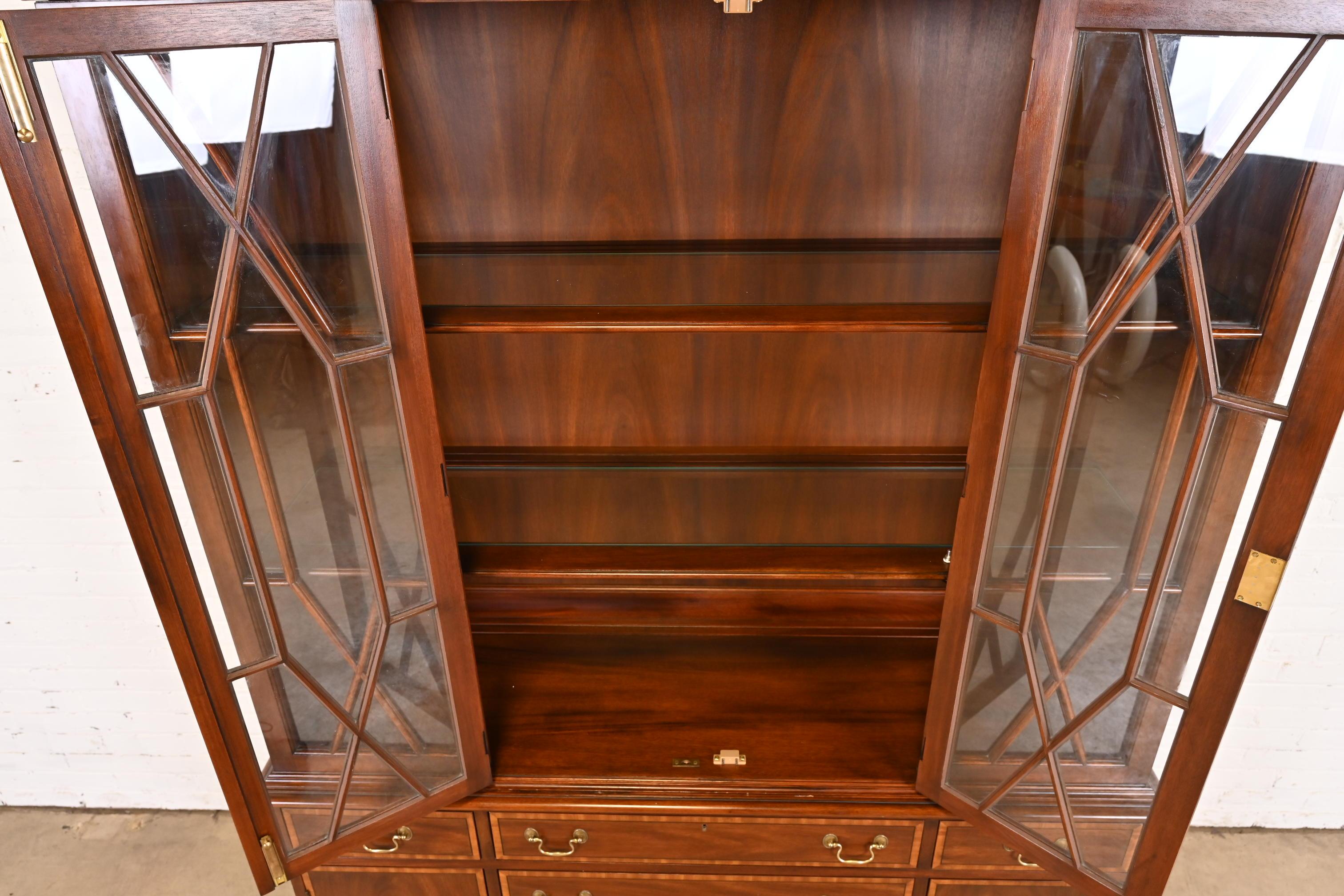 Late 20th Century Henkel Harris Georgian Carved Mahogany Lighted Breakfront Bookcase Cabinet