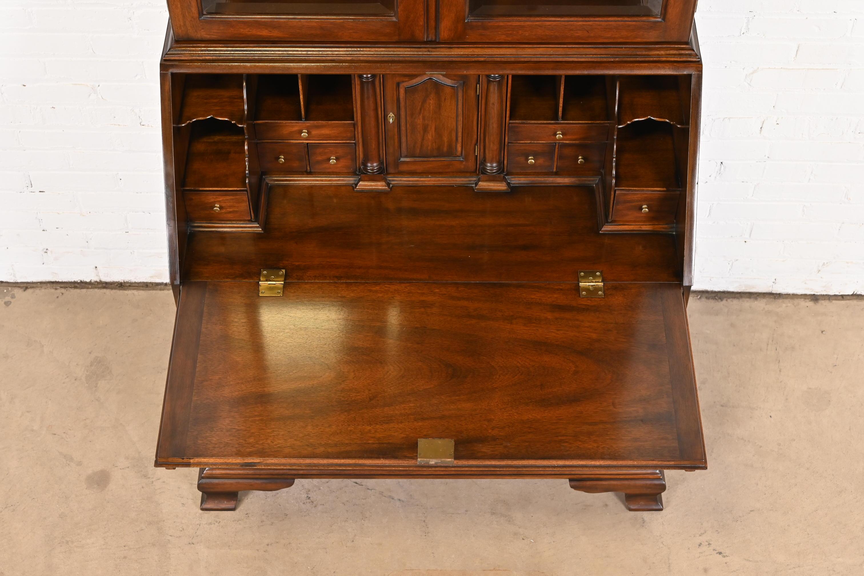 Henkel Harris Georgian Carved Mahogany Secretary Desk with Bookcase Hutch Top For Sale 2