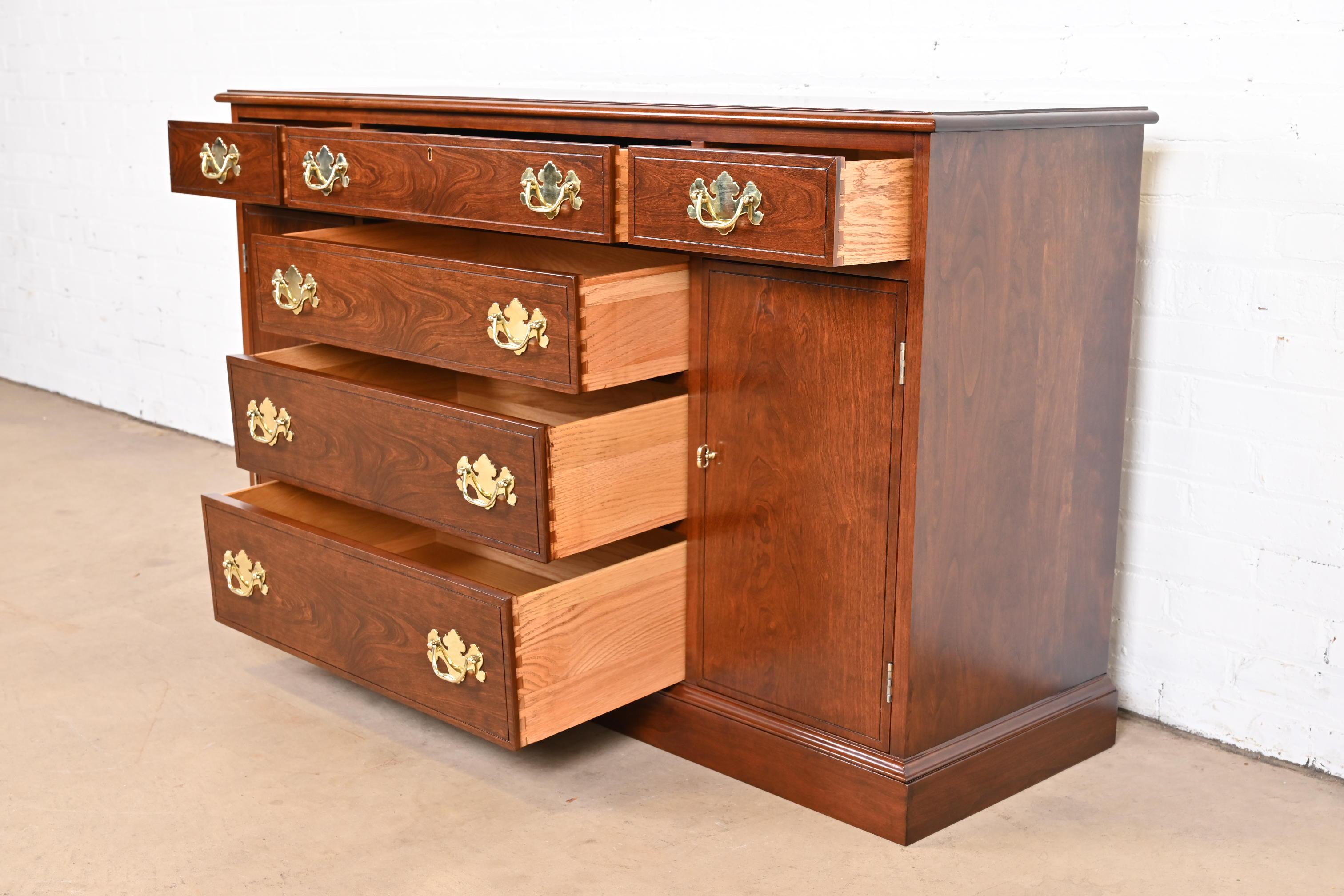 Henkel Harris Georgian Cherry Wood Sideboard or Bar Cabinet, Newly Refinished For Sale 5