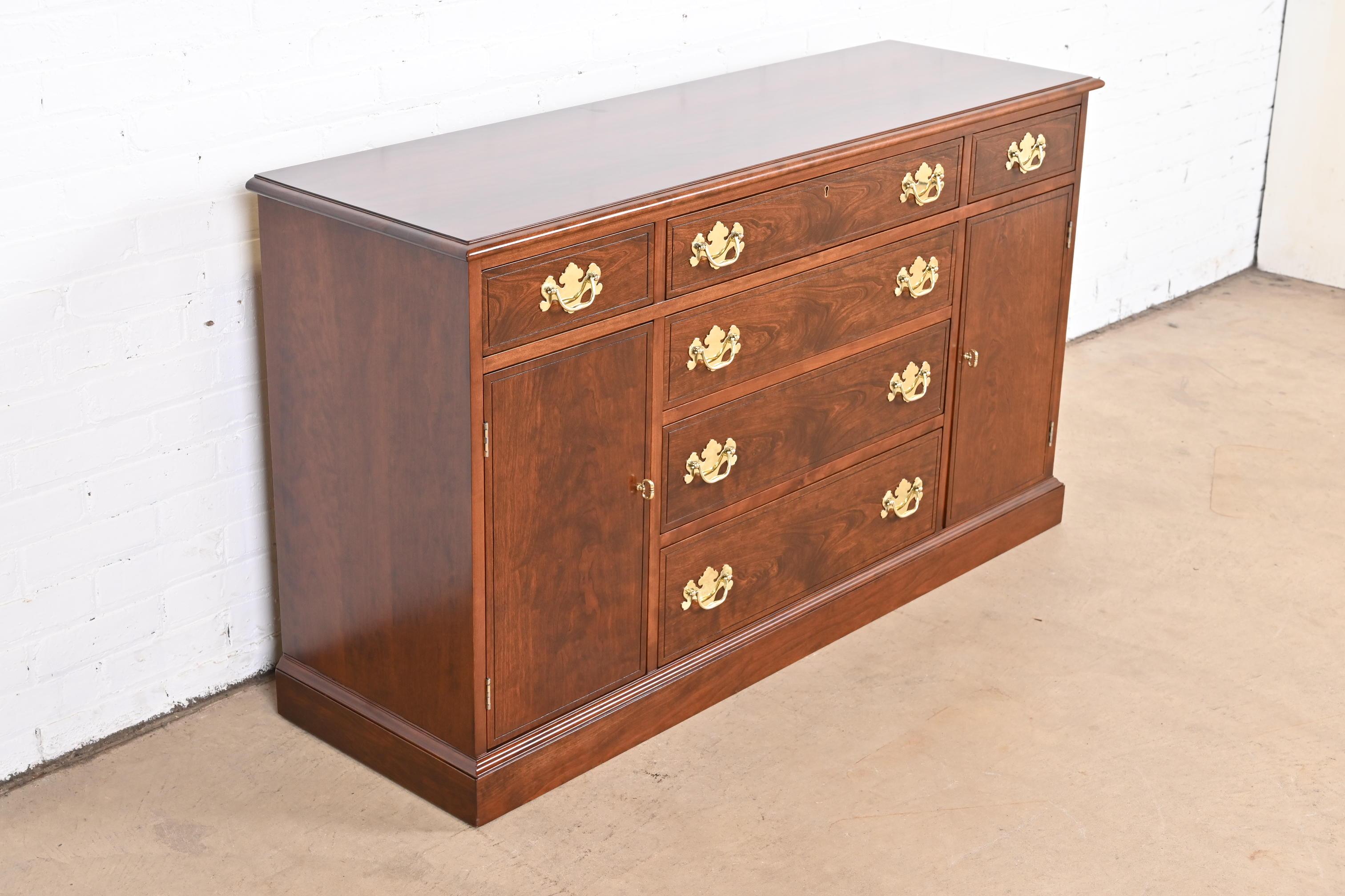 Henkel Harris Georgian Cherry Wood Sideboard or Bar Cabinet, Newly Refinished For Sale 1