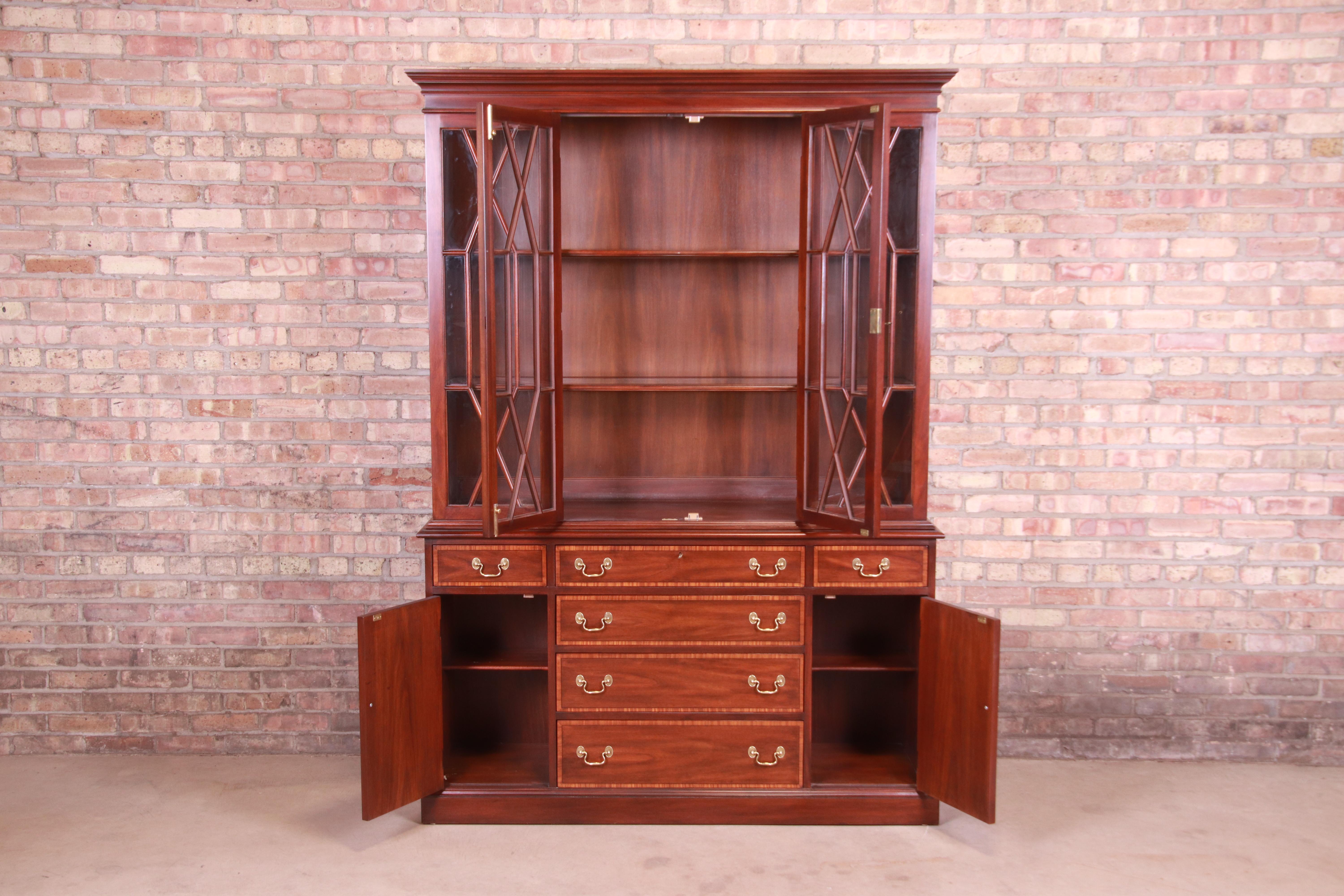 Henkel Harris Georgian Mahogany Breakfront Bookcase Cabinet 7