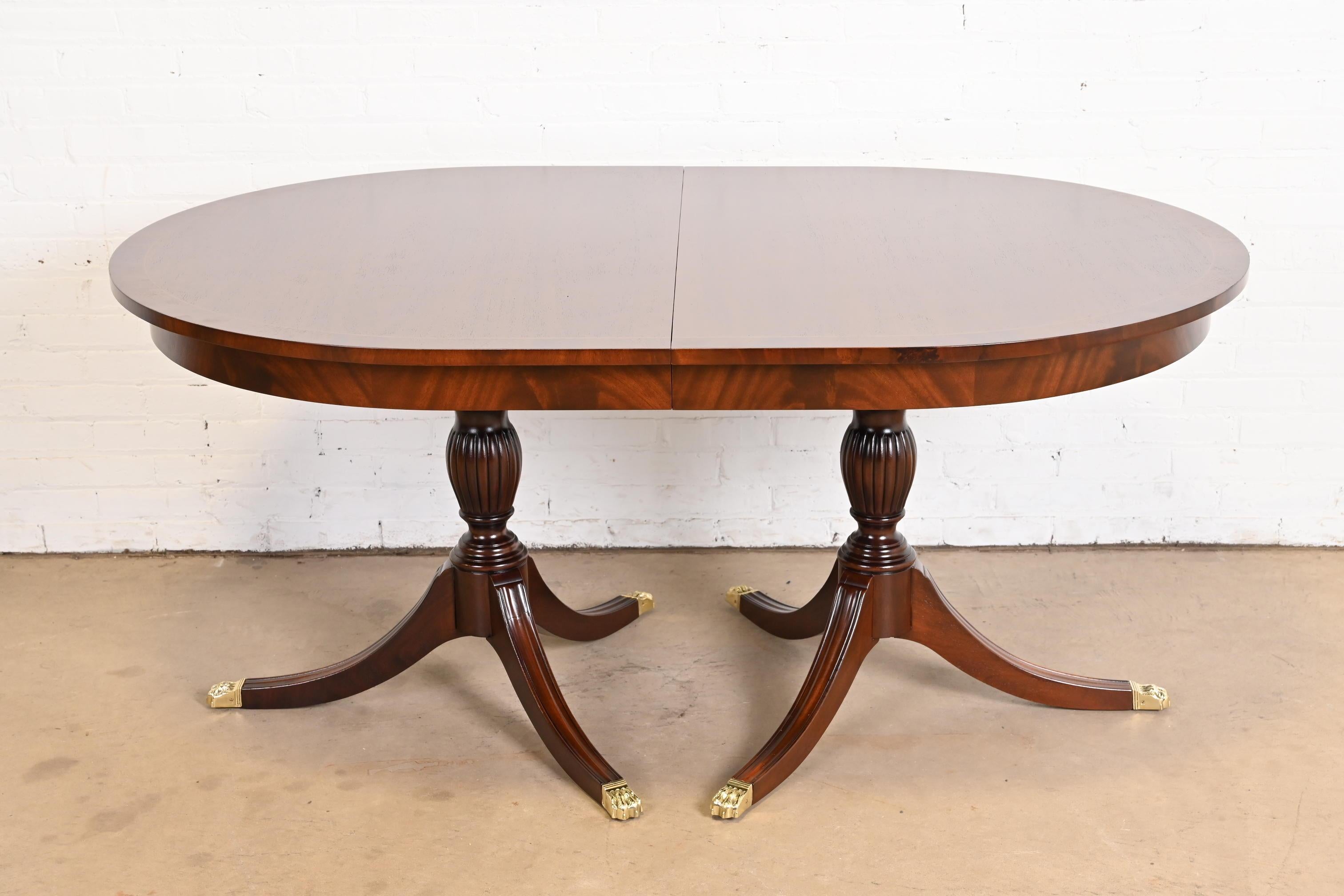 Henkel Harris Georgian Mahogany Double Pedestal Dining Table, Newly Refinished 7