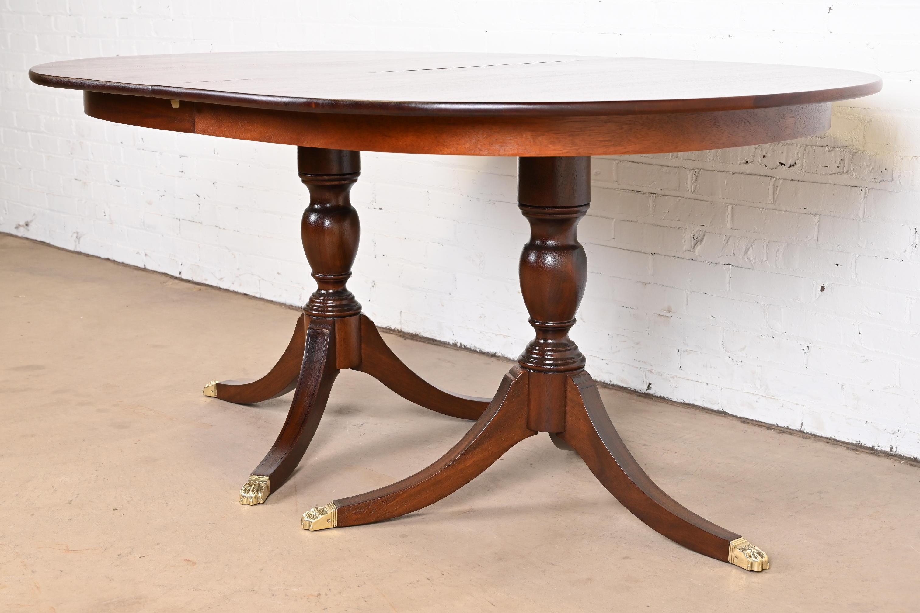 Henkel Harris Georgian Mahogany Double Pedestal Dining Table, Newly Refinished 10