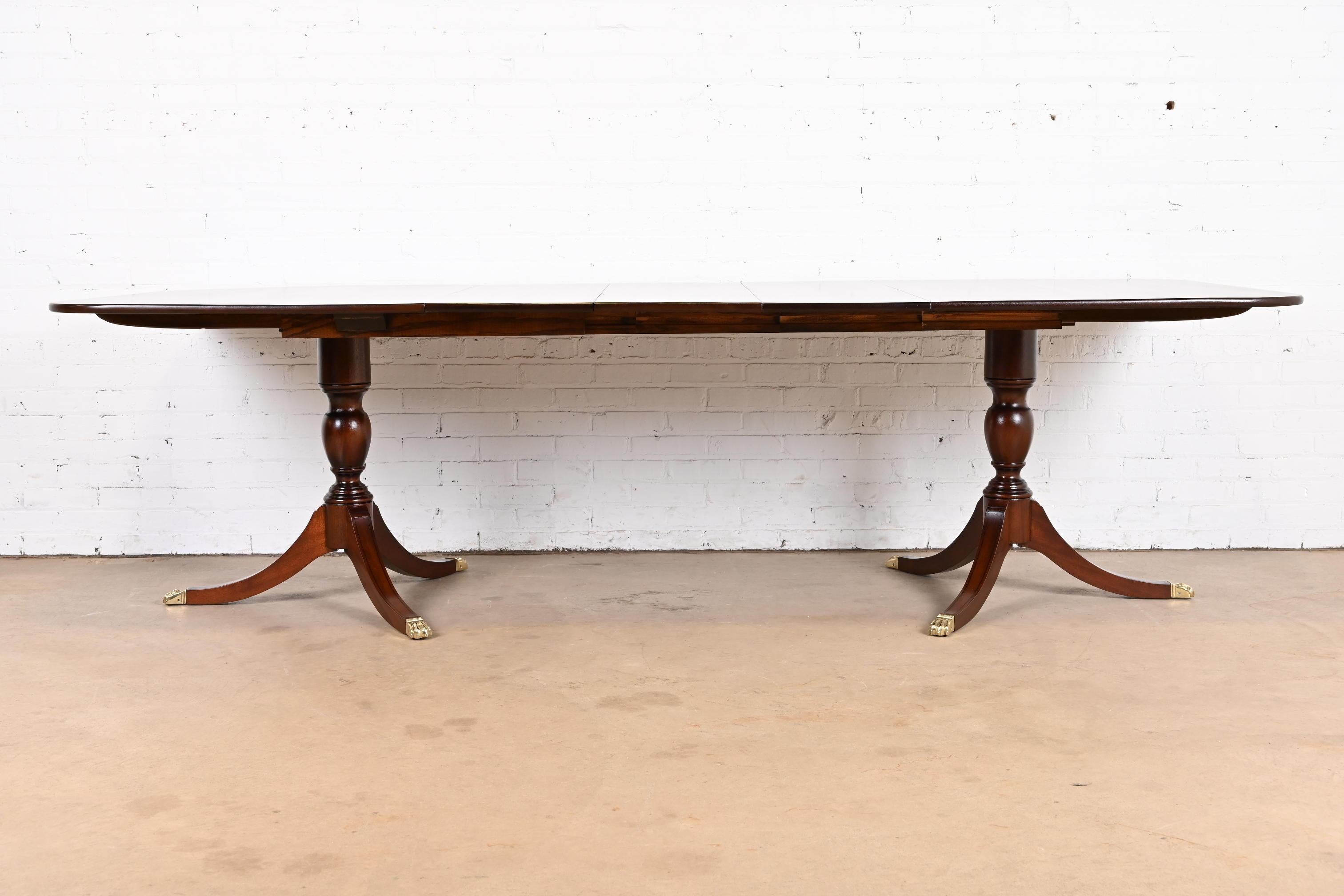 American Henkel Harris Georgian Mahogany Double Pedestal Dining Table, Newly Refinished For Sale