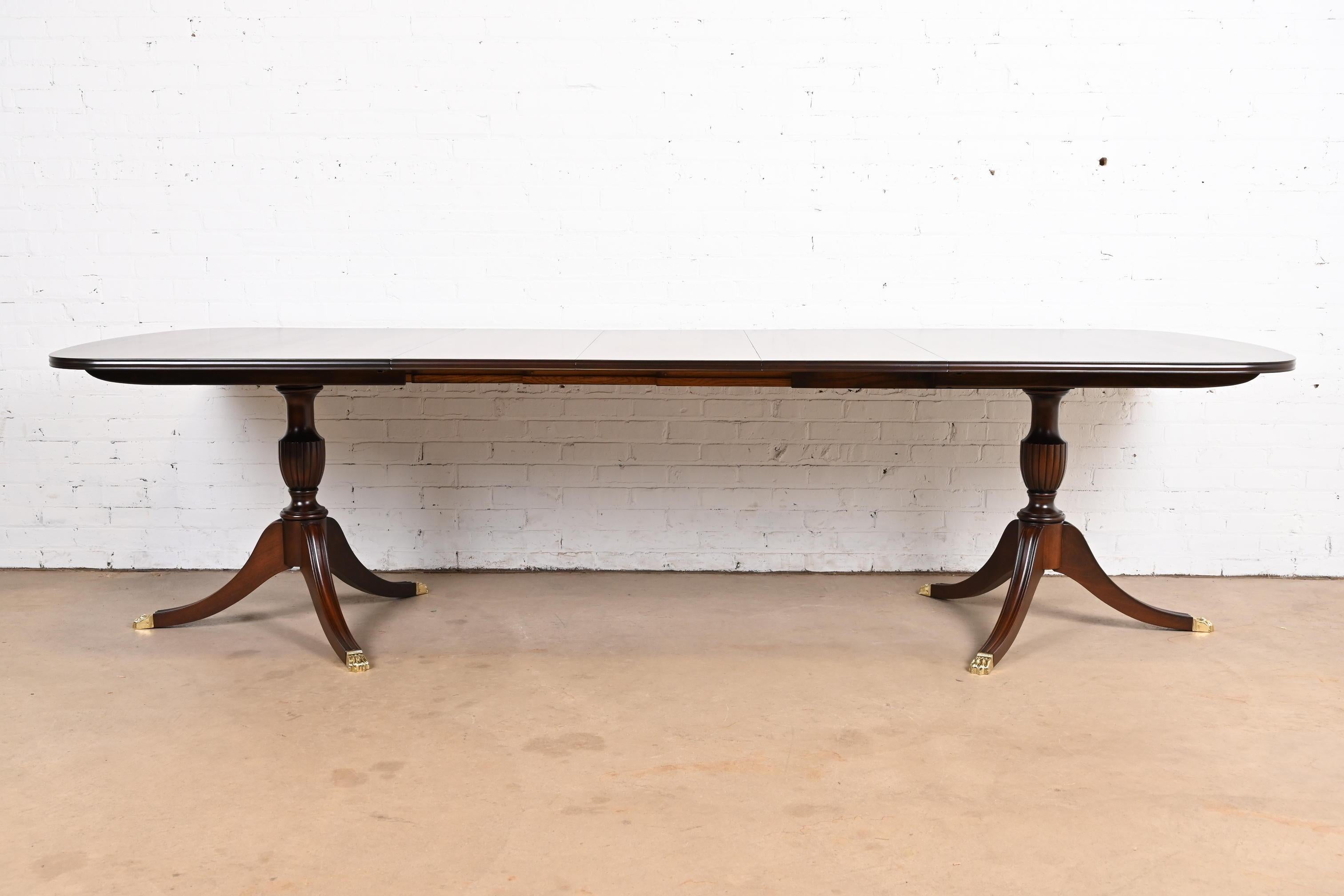 American Henkel Harris Georgian Mahogany Double Pedestal Extension Dining Table For Sale