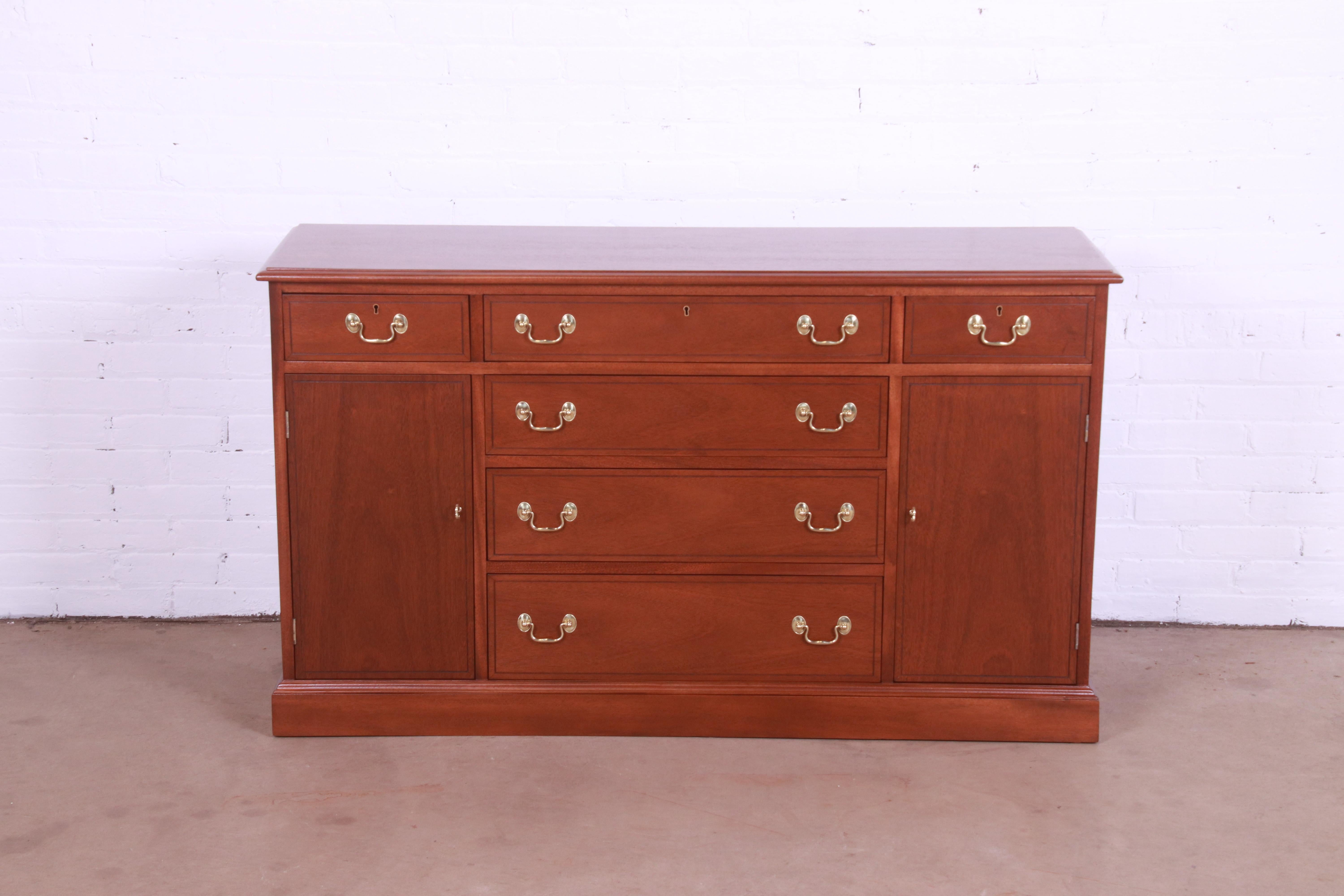 American Henkel Harris Georgian Mahogany Sideboard Credenza or Bar Cabinet, Refinished For Sale