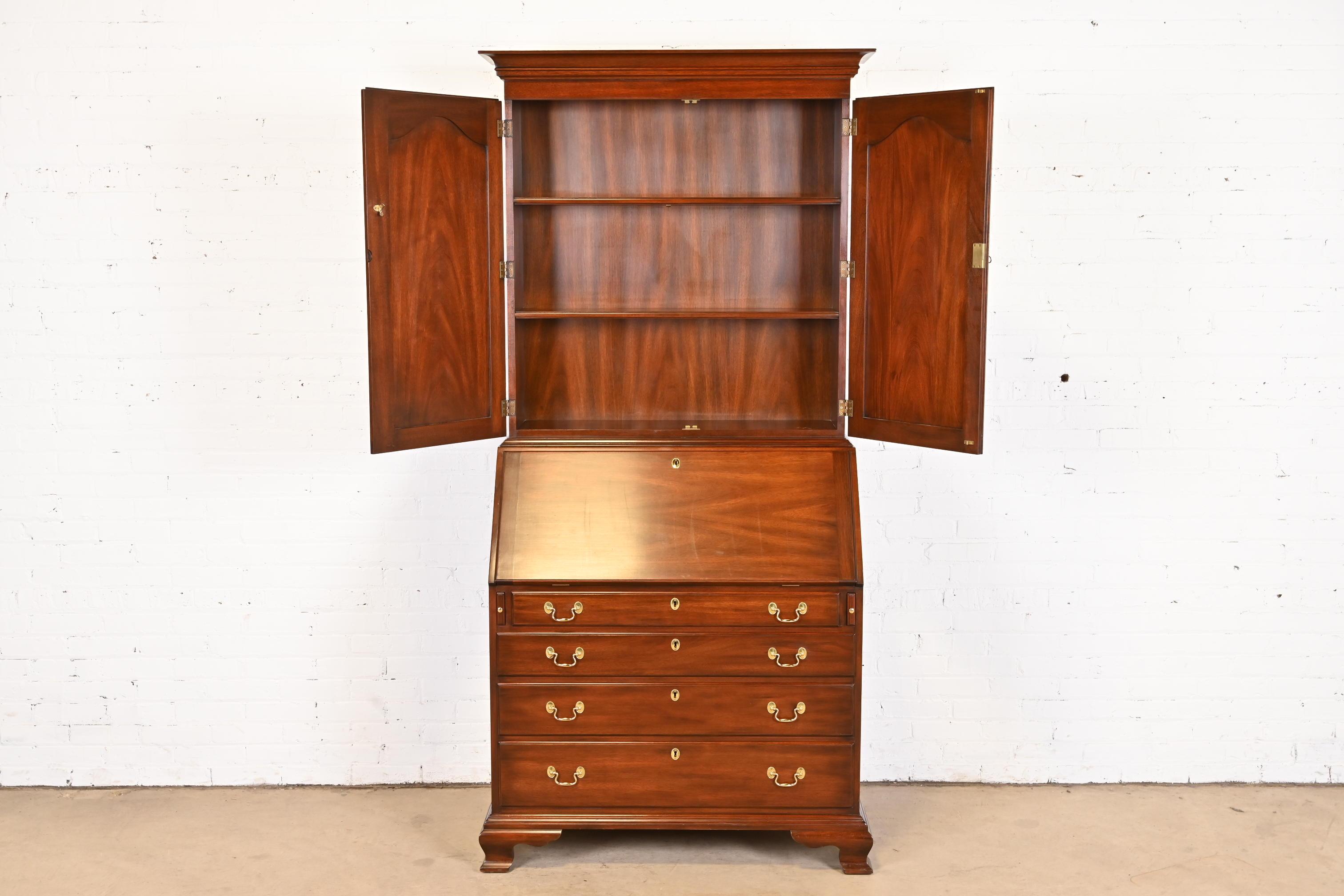 Henkel Harris Georgian Mahogany Slant Front Secretary Desk with Bookcase Hutch In Good Condition In South Bend, IN